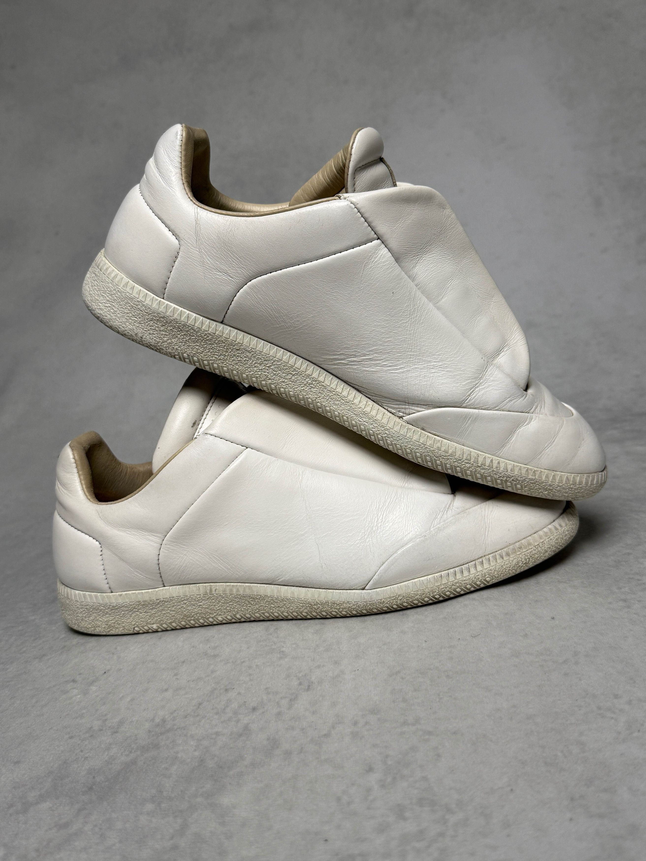 Maison Margiela Maison Margiela Future Low White Size US 7 / EU 40 - 3 Thumbnail