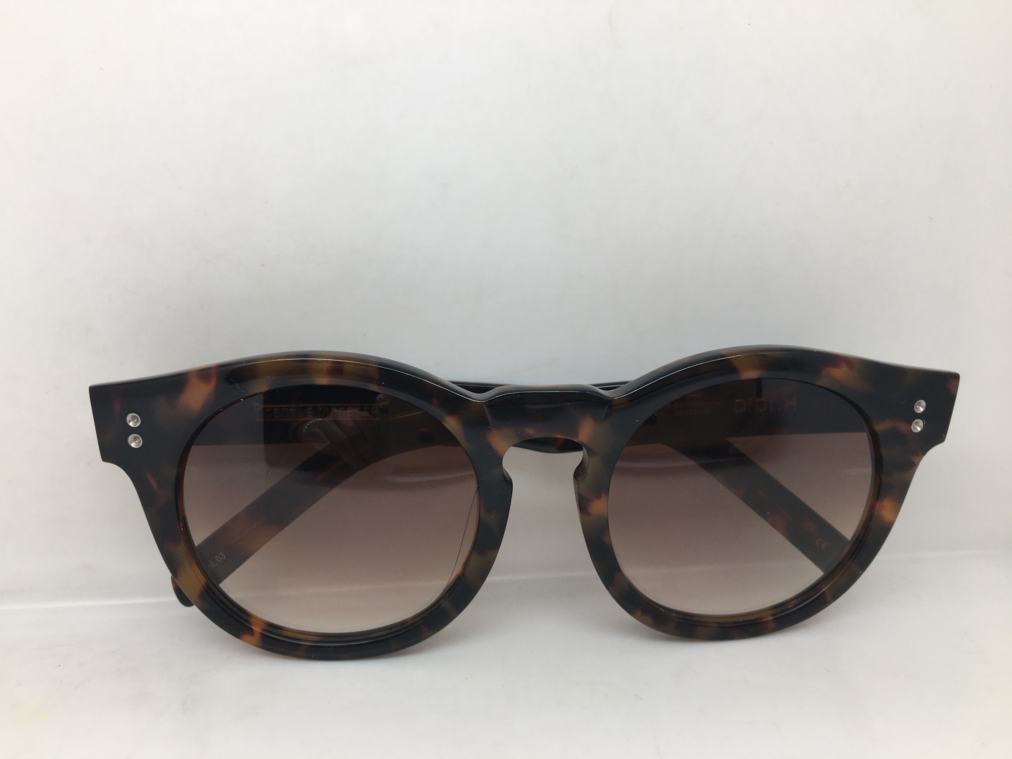 Gentle Monster MOD WARHOL OVERSIZE Tortoise GM SUNGLASSES Tortoise Size ONE SIZE - 8 Thumbnail