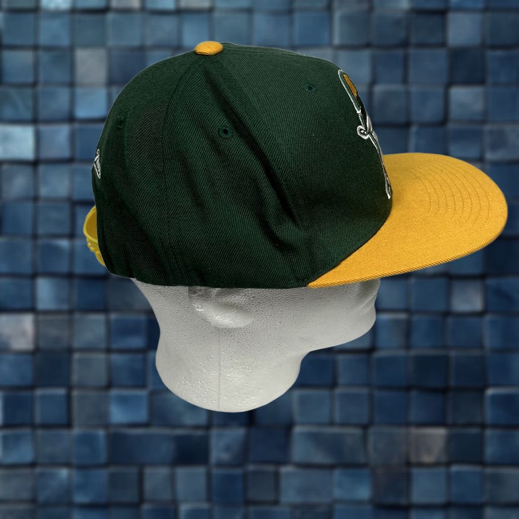 Mitchell & Ness Mitchell & Ness Green Bay Packers Green NFL Snapback Hat VTG Size ONE SIZE - 1 Thumbnail