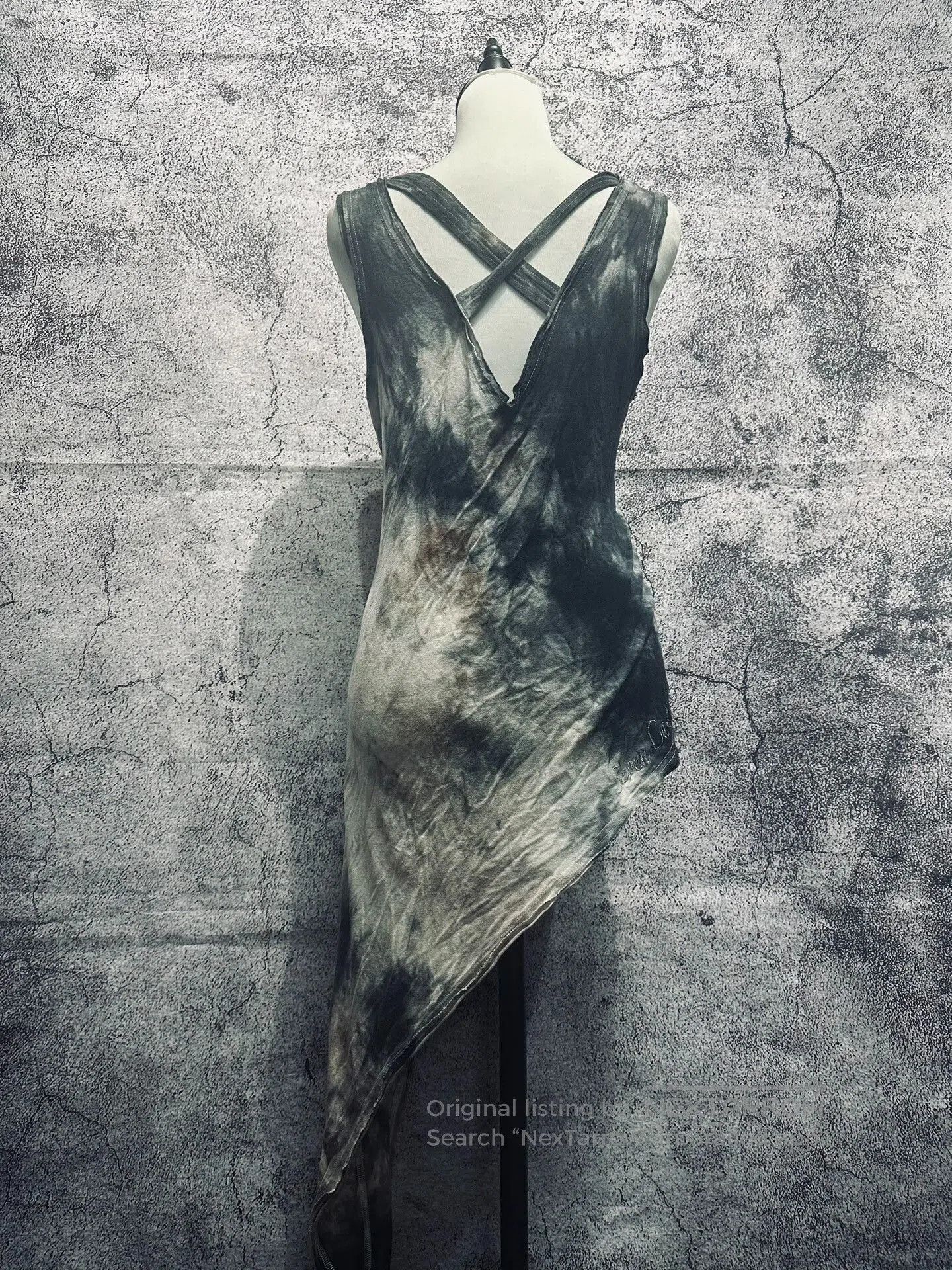 Japanese Brand Asymmetrical Gradient Skull Strap Top. Size M / US 6-8 / IT 42-44 - 4 Thumbnail