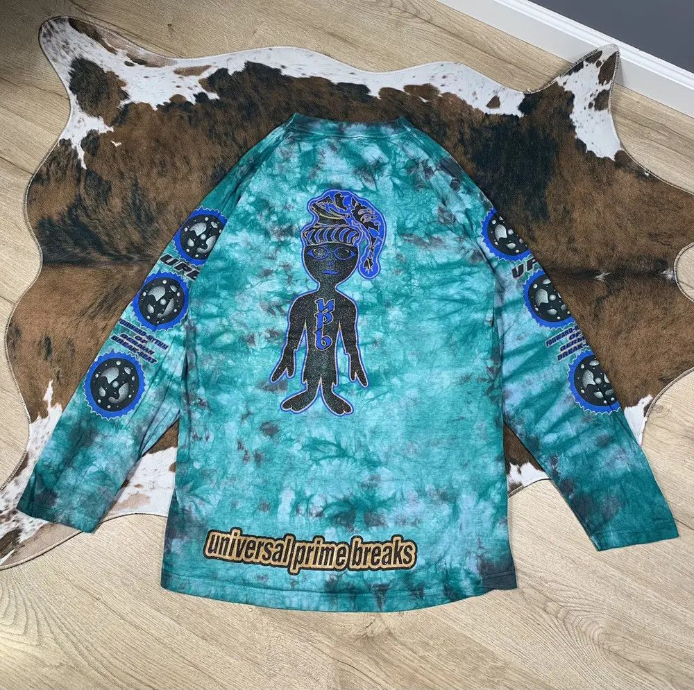 Alien Workshop Vintage 90s Tie Dye Alien Crazy Longsleeve Tshirt UFO Tee Size US L / EU 52-54 / 3 - 2 Thumbnail