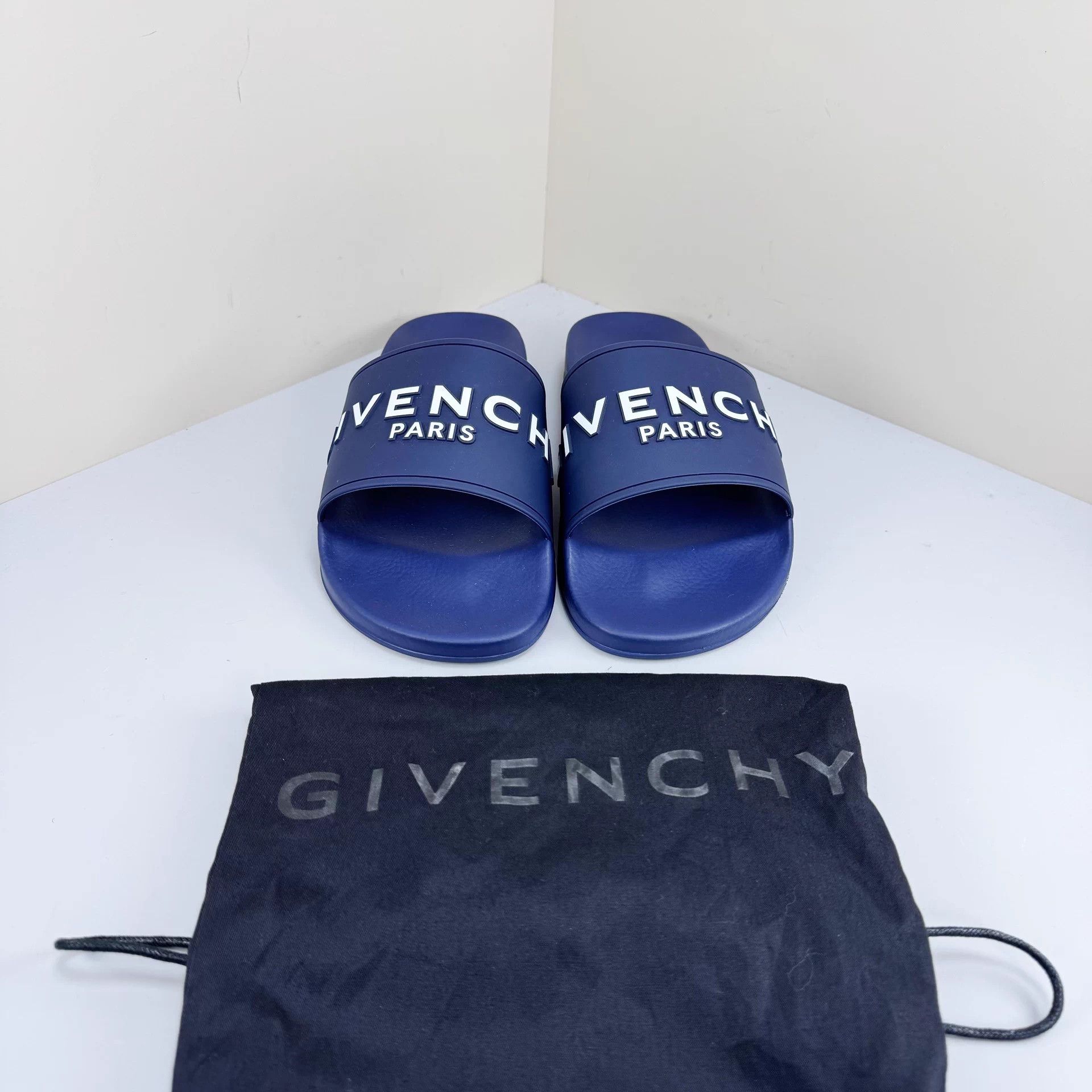 Givenchy Givenchy Men's Logo Slippers 43 New Size US 10 / EU 43 - 1 Thumbnail