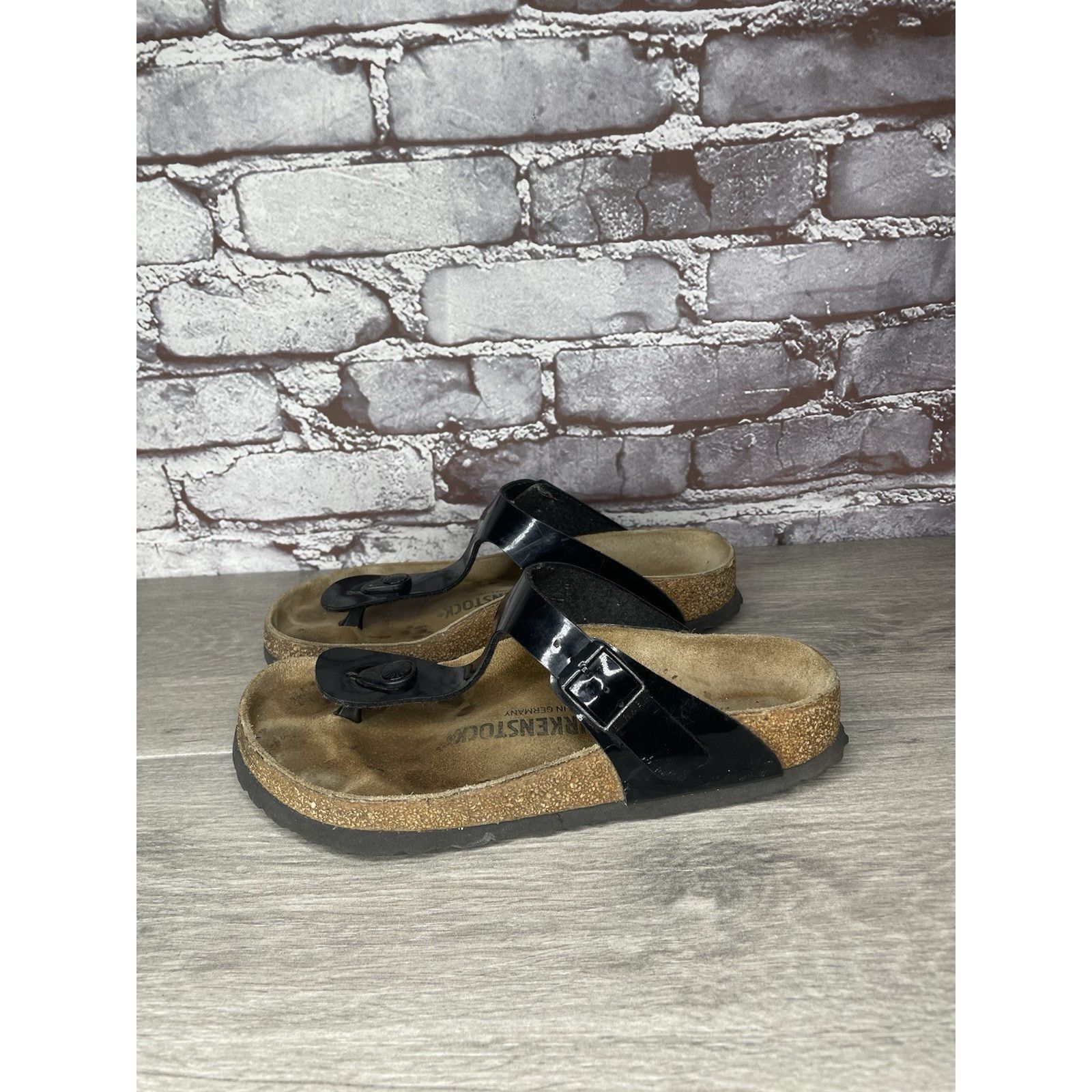 Birkenstock BIRKENSTOCK Gizeh Black Patent Leather Thong Cork Sandals Wo Size US 6.5 / IT 36.5 - 4 Thumbnail