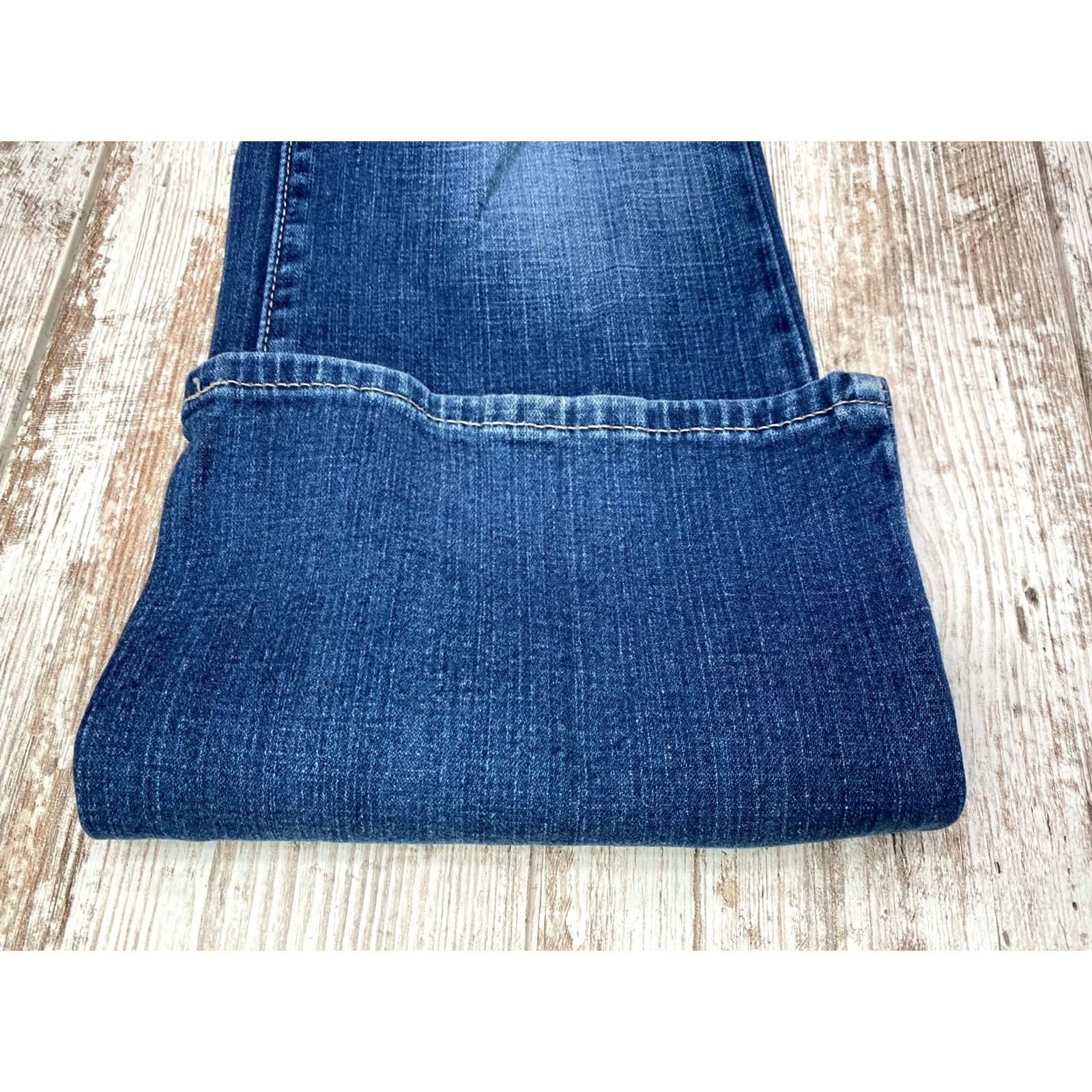 Levi's Levis 529 Jeans Boot Cut Denim Mid Rise 8M 30 Inseam Blue Womens Size 30" / US 8 / IT 44 - 3 Thumbnail
