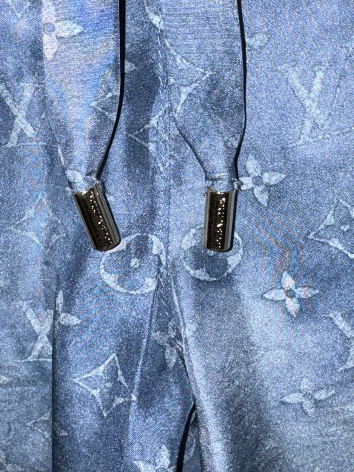 Louis Vuitton Louis Vuitton SS21 Washed Silk Monogram, IT38 Size 26" / US 2 / IT 38 - 3 Thumbnail