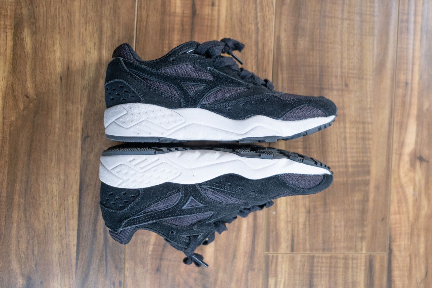 Margaret Howell × Mizuno Mizuno x Margaret Howell Training Shoe Size US 7.5 / IT 37.5 - 4 Thumbnail