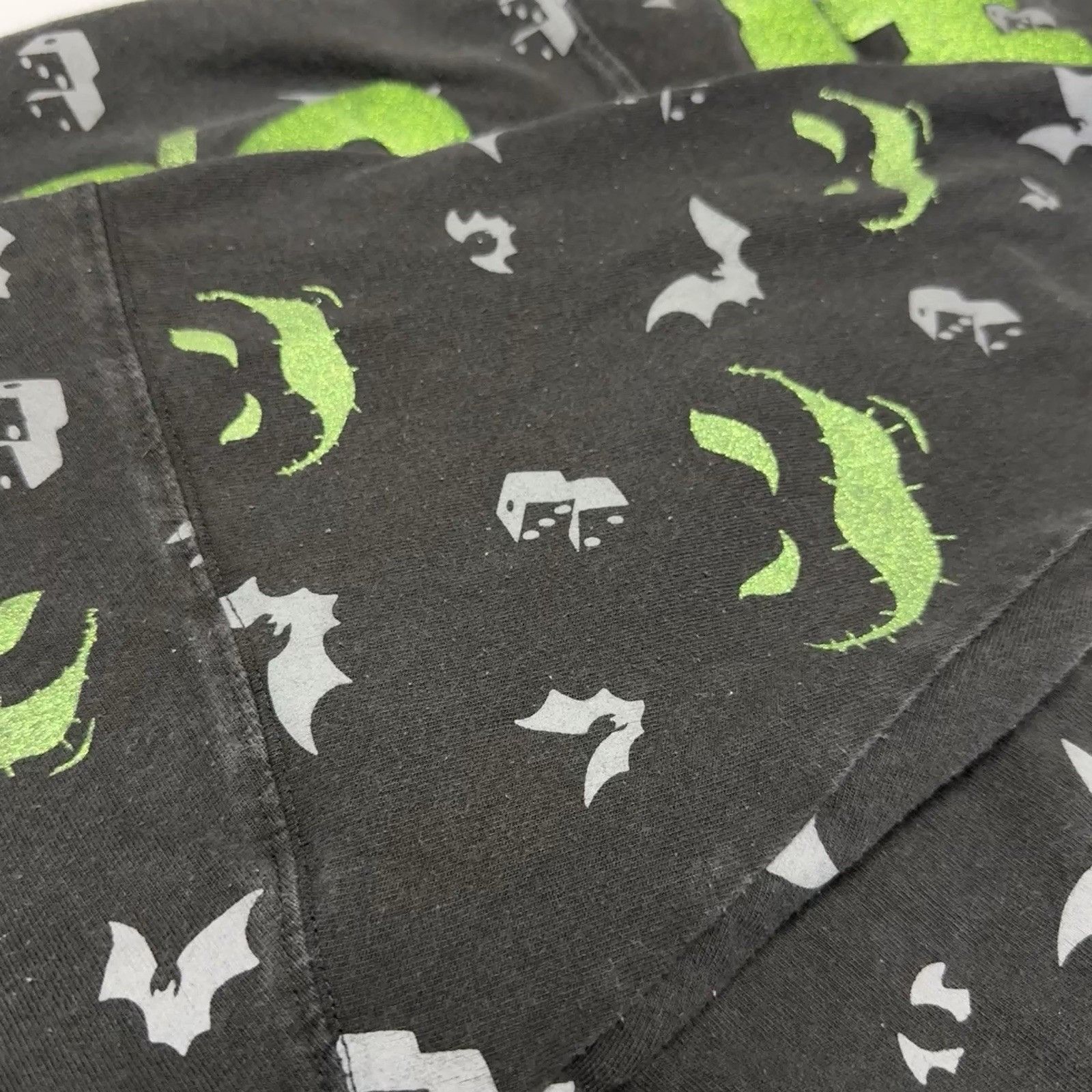 Disney Oogie Boogie Disney Spirit Jersey Men’s M 22.5x26.5 Black Pu Size US M / EU 48-50 / 2 - 4 Thumbnail