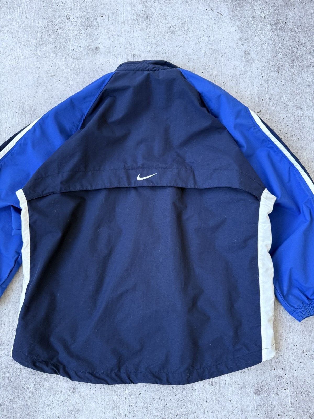 Vintage Nike Team Vintage Y2K Swoosh Logo Blue Jacket Size US M / EU 48-50 / 2 - 9 Thumbnail