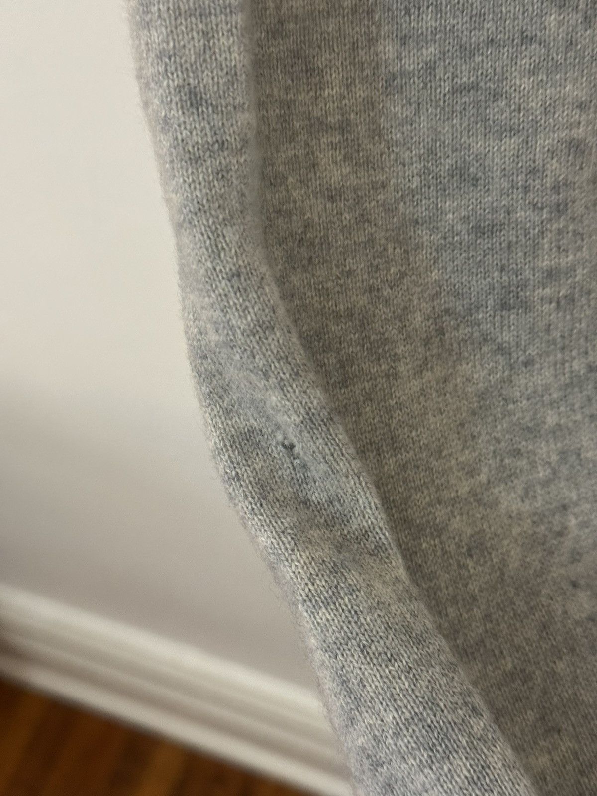 Other 100% grey cashmere sweater Size US M / EU 48-50 / 2 - 4 Thumbnail