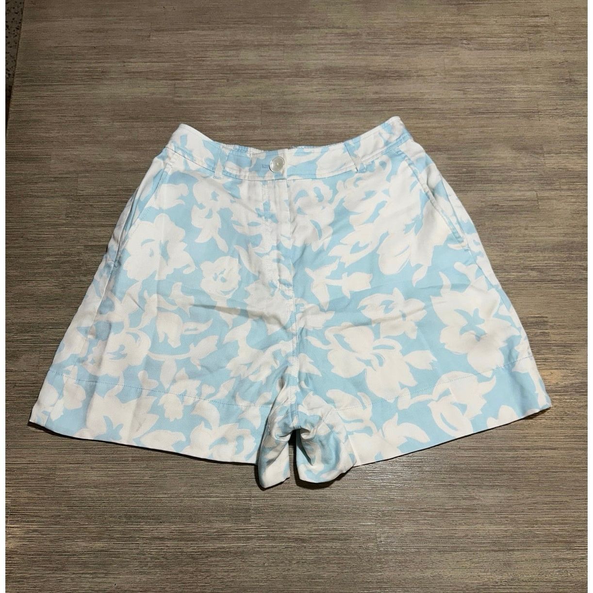 Derek Lam 10 Crosby Derek Lam Crosby Anora Dress Shorts floral Print size 2 Size 26" / US 2 / IT 38 - 3 Thumbnail