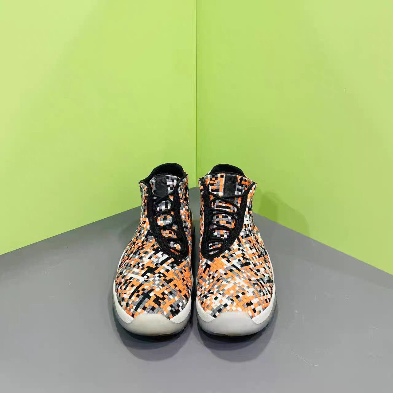 Jordan Brand Air Jordan Future "Multicolor" K15 Size US 11.5 / EU 44-45 - 4 Thumbnail