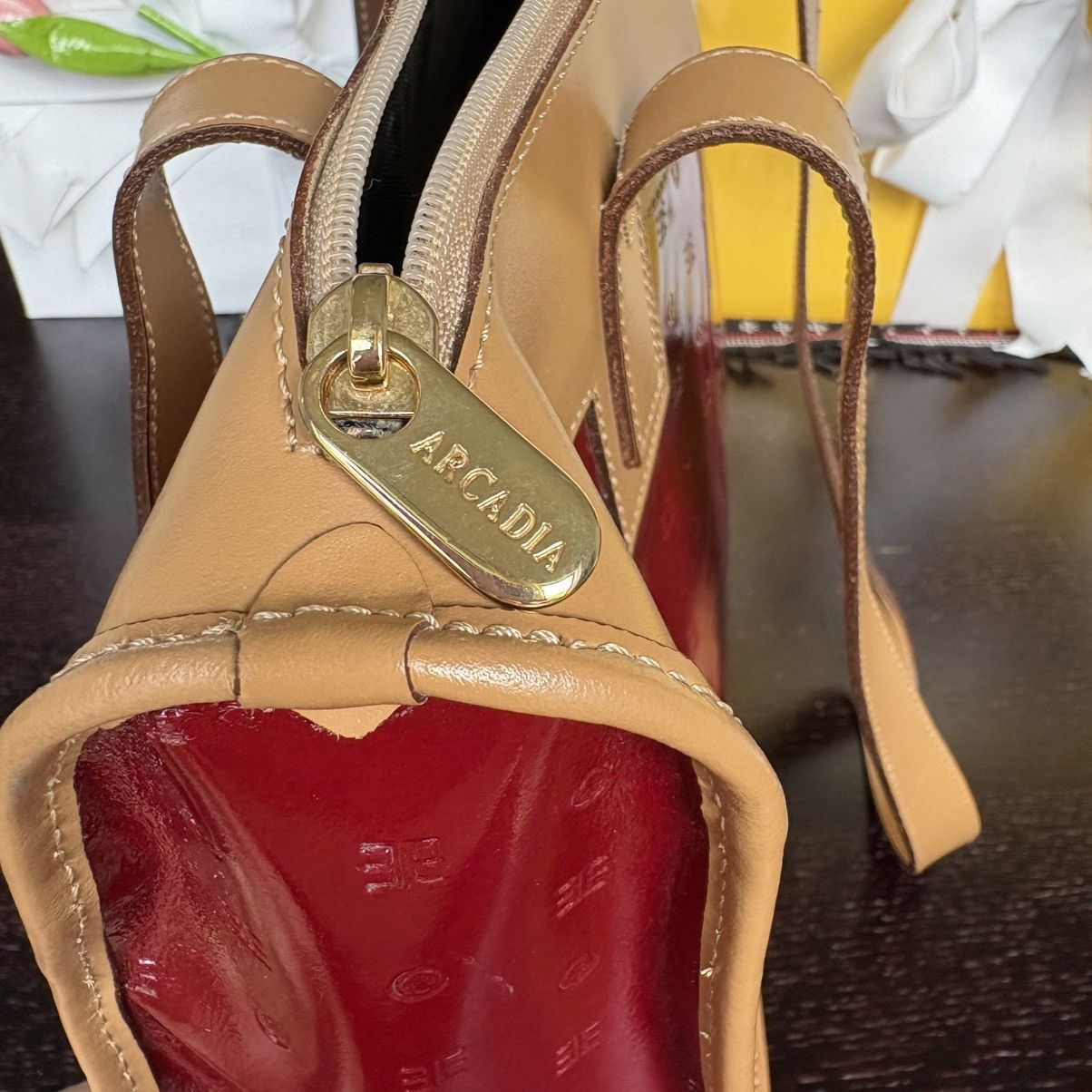 Other Arcadia Patent Leather Tote Size ONE SIZE - 8 Thumbnail