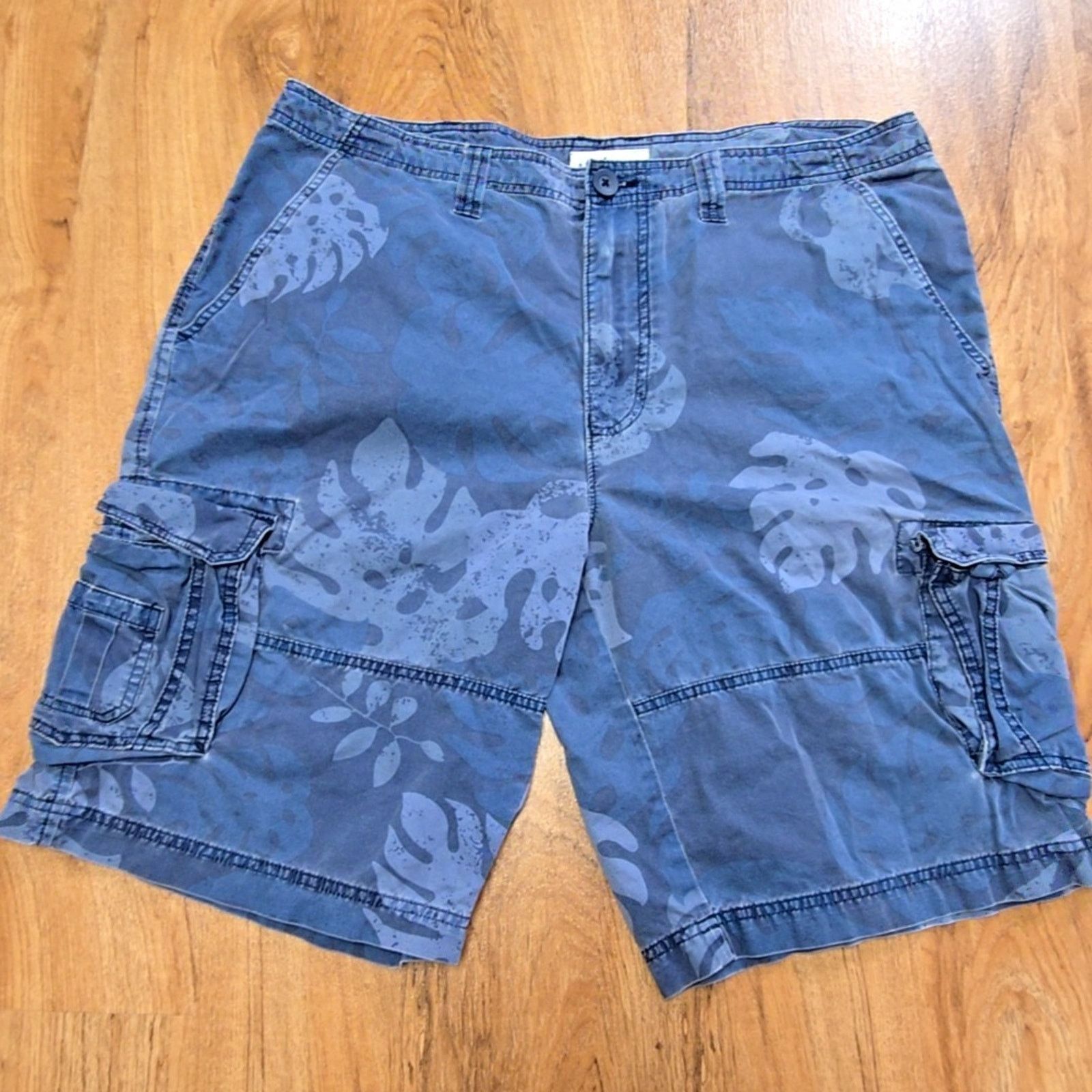 Urban Pipeline Urban Pipeline Cargo Shorts Blue Summer 38 Tropical Shorts Size US 38 / EU 54 - 1 Thumbnail