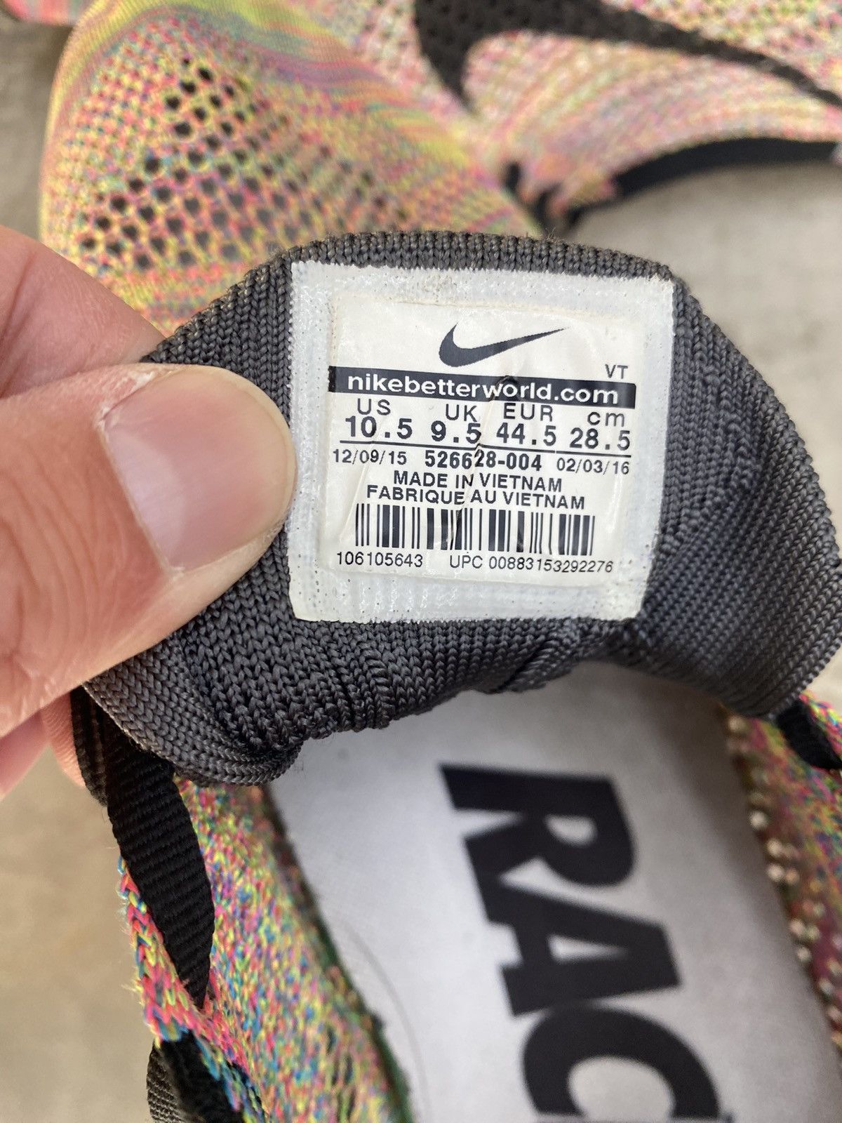 Nike Nike Flyknit Racer 3.0 Multi-Color 2016 Size US 10.5 / EU 43-44 - 3 Thumbnail
