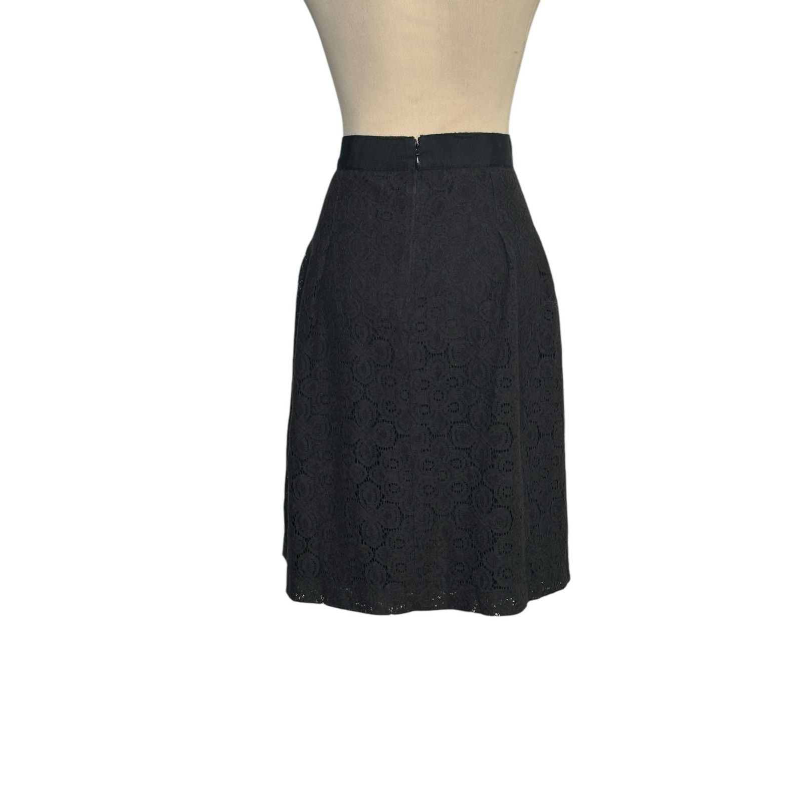 Loft Loft black lace a line skirt size 14P Size 36" / US 14 / IT 50 - 11 Thumbnail