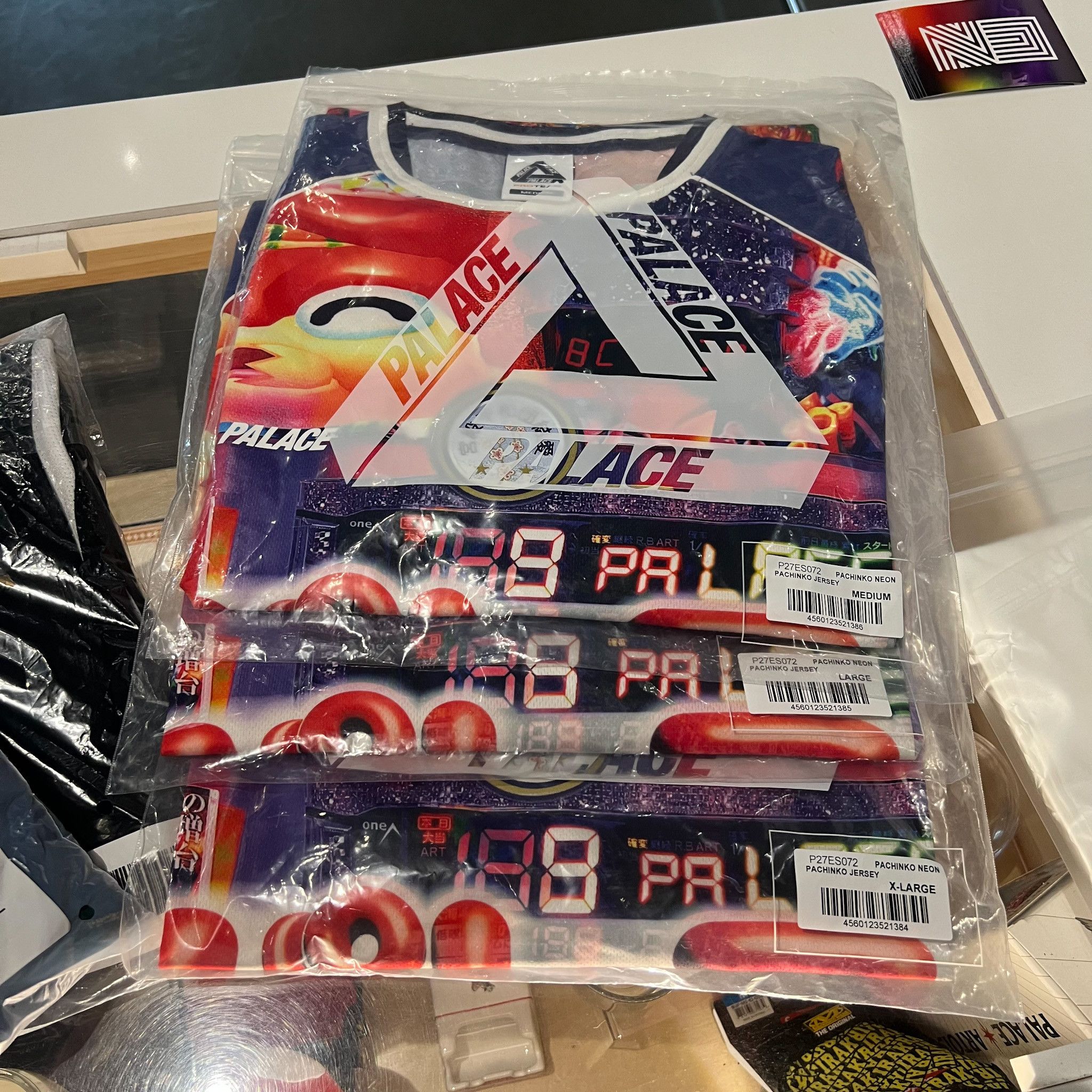 Palace Palace Pachinko Jersey Neon • M Size US M / EU 48-50 / 2 - 3 Thumbnail