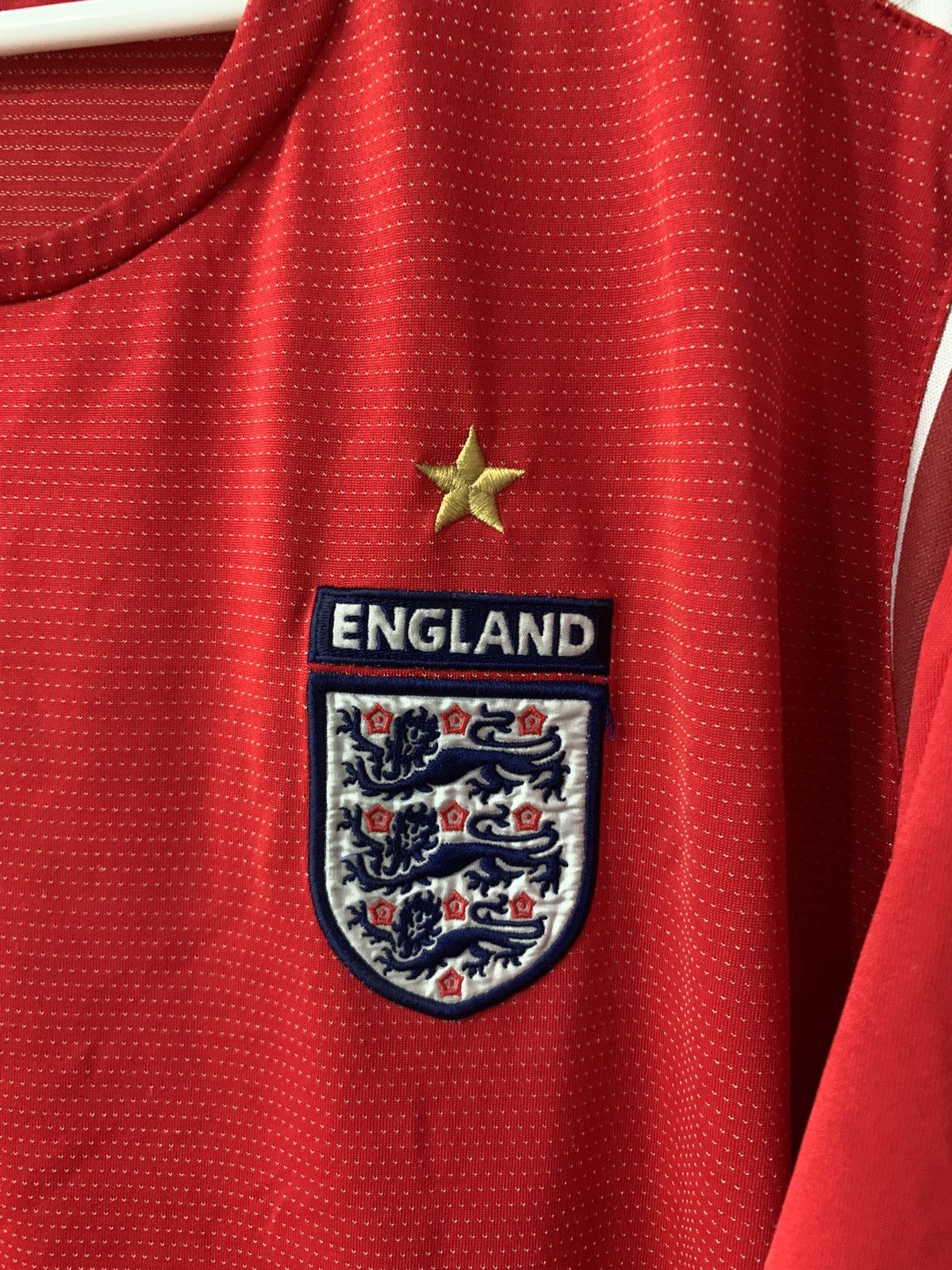 Umbro × Vintage England 2004/06 Away Football Shirt Umbro Soccer Jersey Size US XXL / EU 58 / 5 - 8 Thumbnail