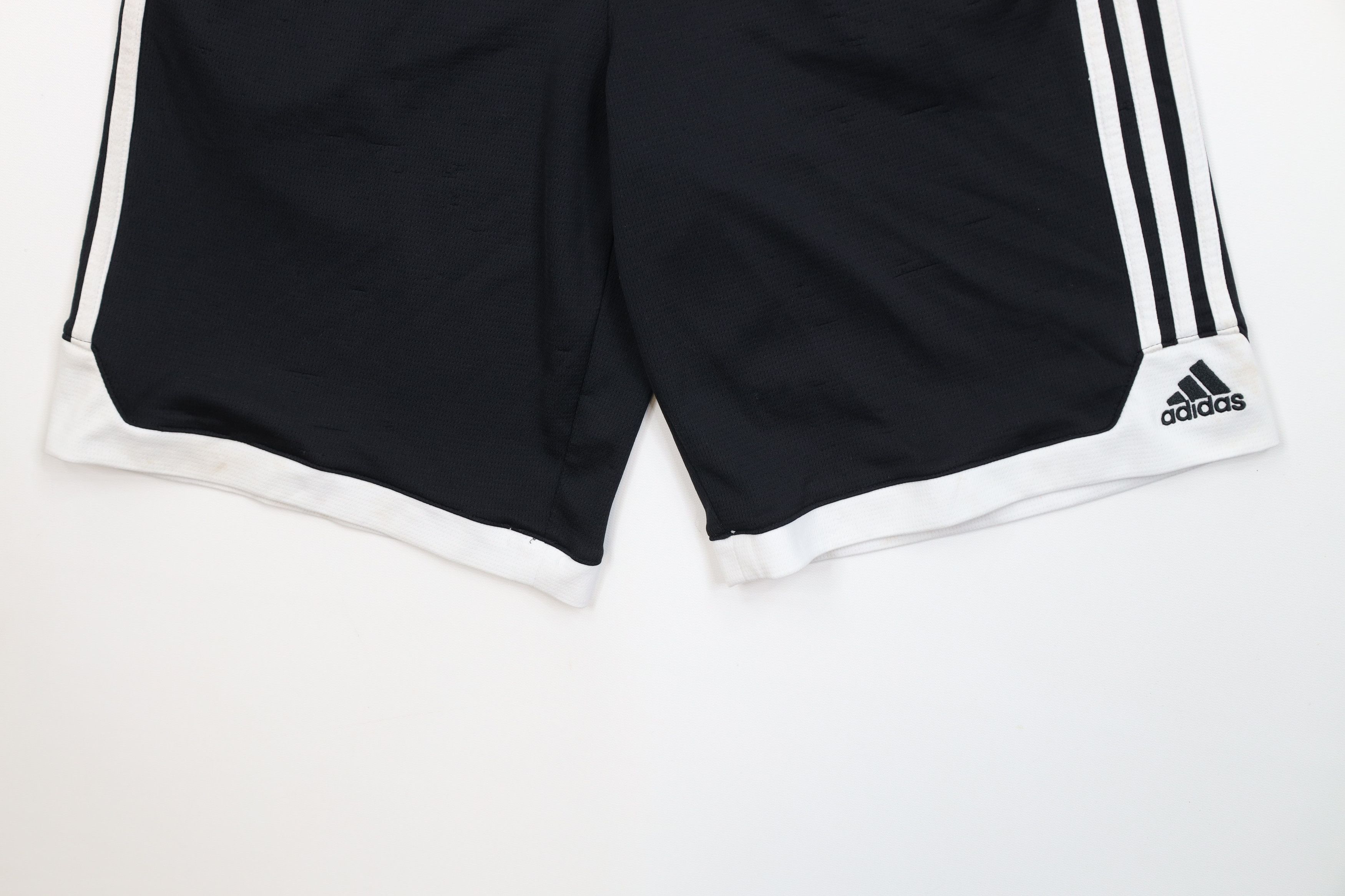 Adidas Vintage Adidas Spell Out Running Jogging Soccer Shorts Size US 32 / EU 48 - 4 Thumbnail