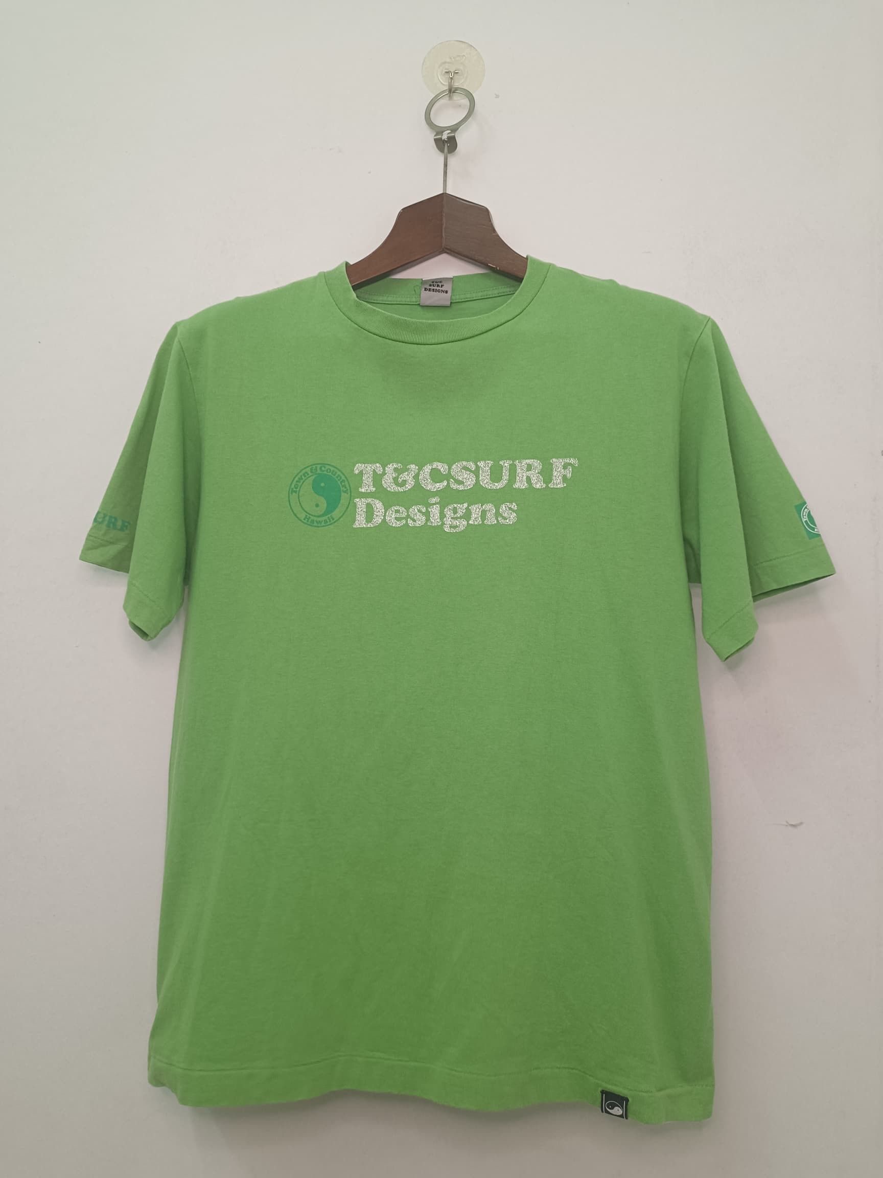 Vintage vintage 90s t shirt t & c surf single stich Size US L / EU 52-54 / 3 - 12 Thumbnail