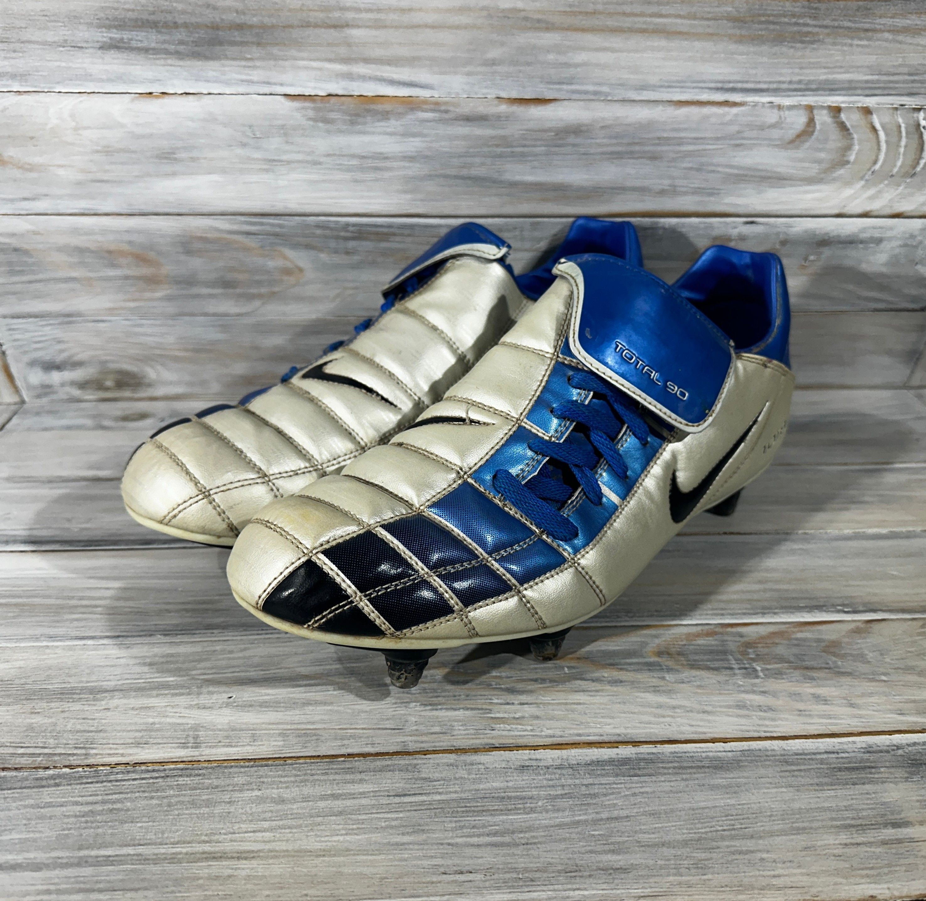 Nike × Vintage Vintage Nike Total 90 Men's Football Cleats Boots Silver Blu Size US 11 / EU 44 - 4 Thumbnail