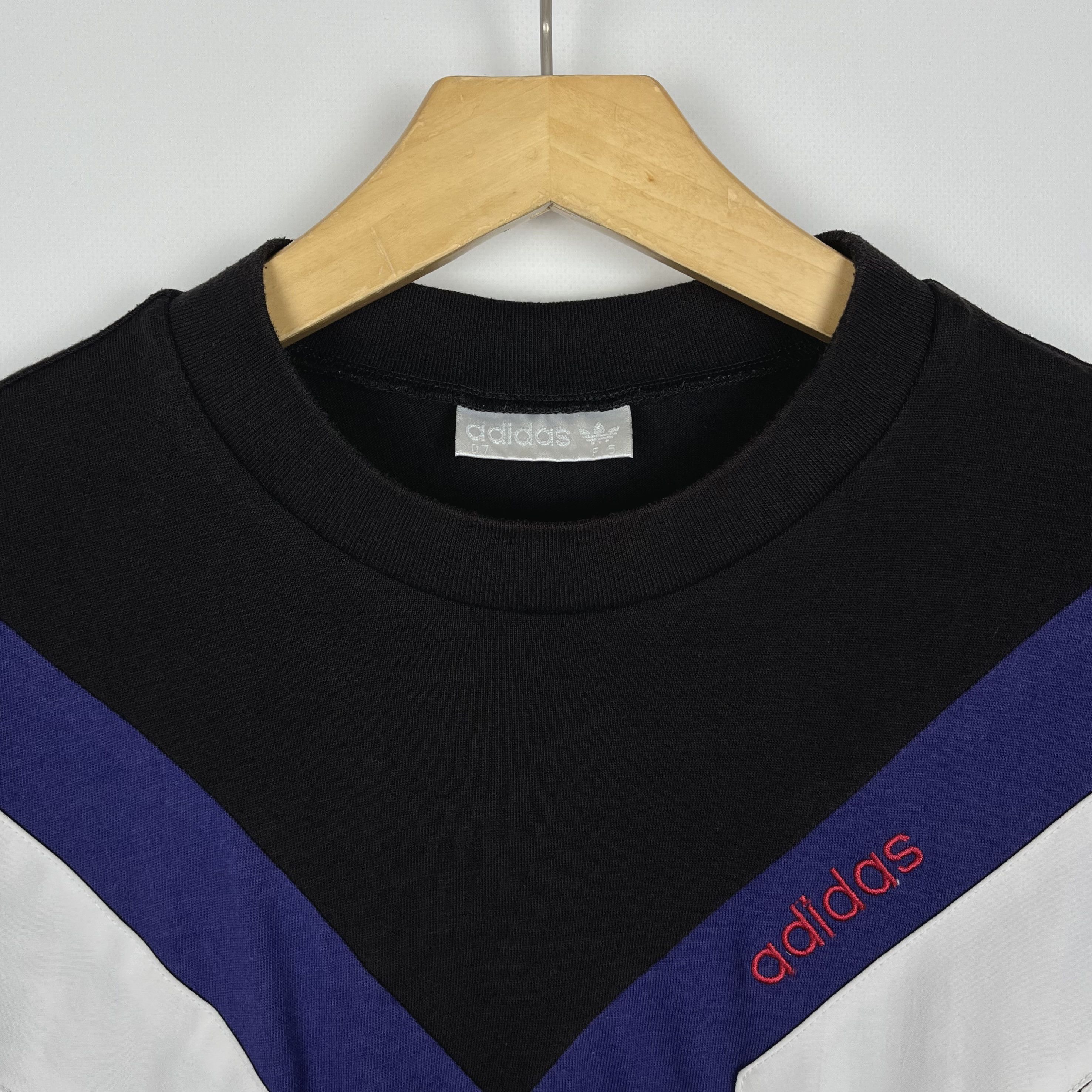 Adidas Vintage Adidas Colour Block T Shirt 90’s Size US L / EU 52-54 / 3 - 7 Thumbnail