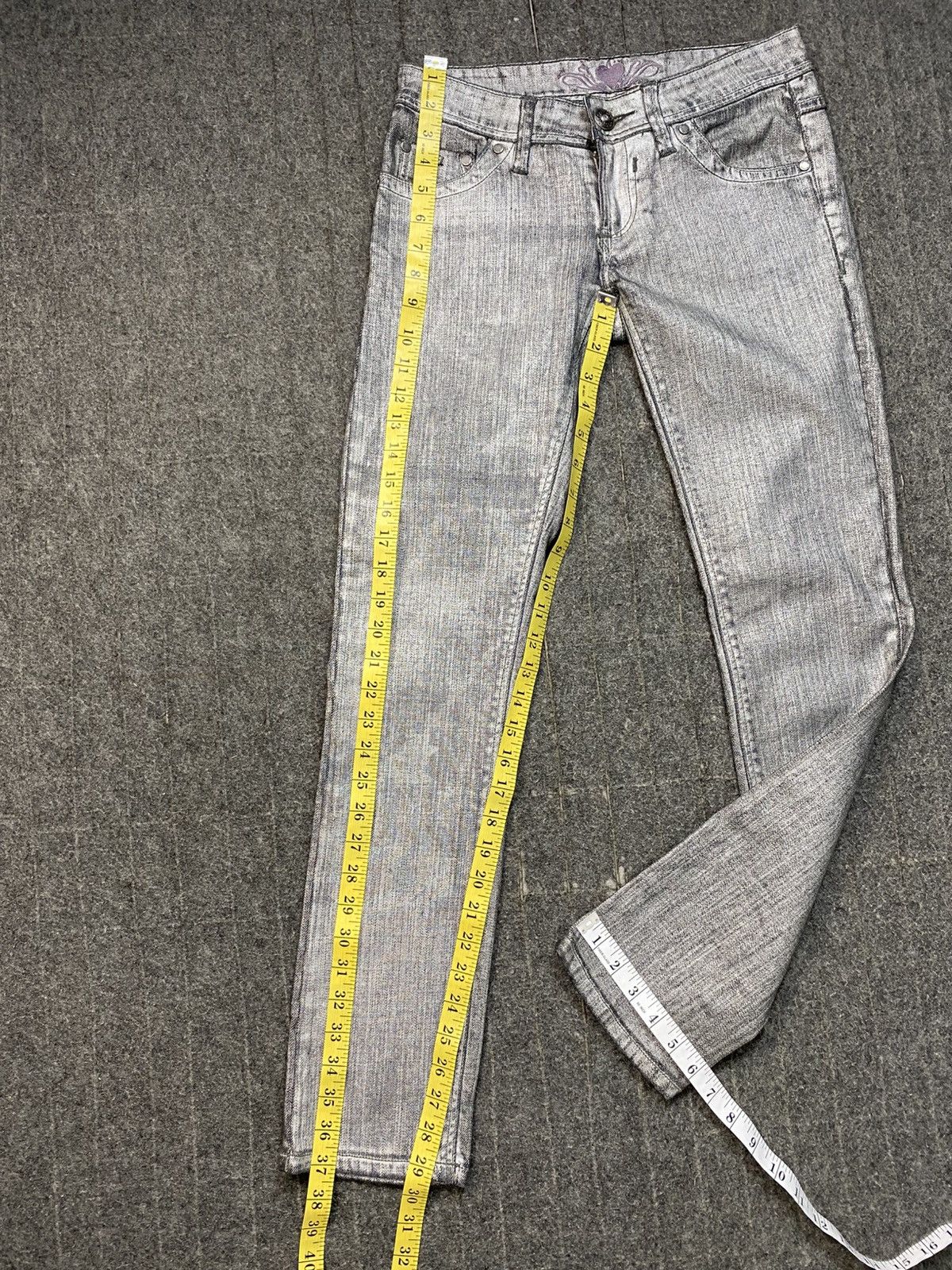 Diesel 90s Diesel Grey Denim Jeans Skinny Cut Size 28" / US 6 / IT 42 - 14 Thumbnail