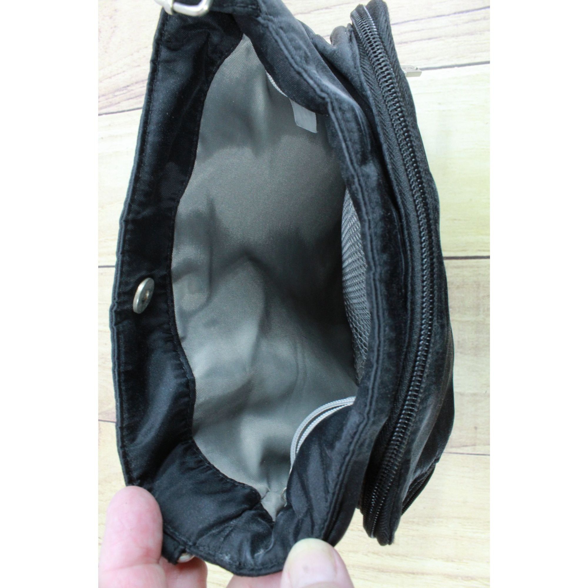 Other Travelon Classic Anti-Theft Hobo Shoulder Bag Black Size ONE SIZE - 8 Thumbnail