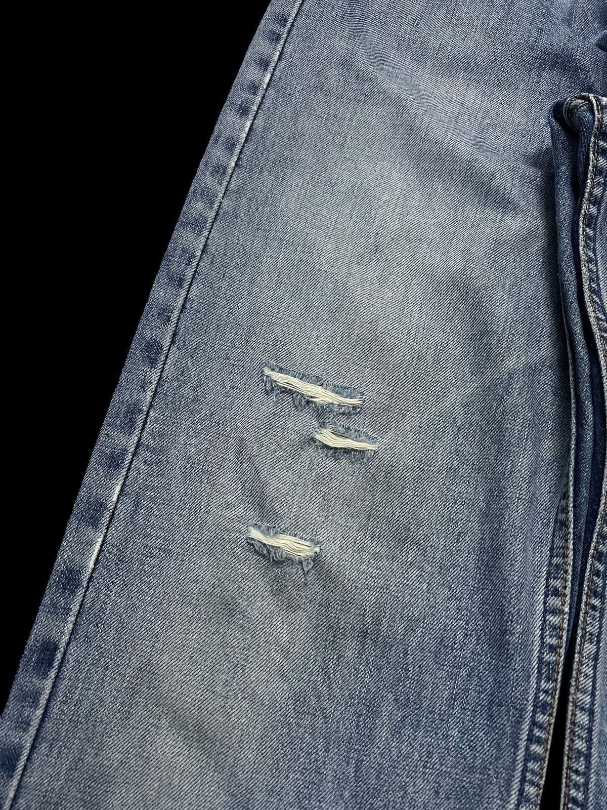 Levi's × Levi's Vintage Clothing 🌈90s Levis 512 Distress Light Wash Baggy Jean Size US 30 / EU 46 - 4 Thumbnail