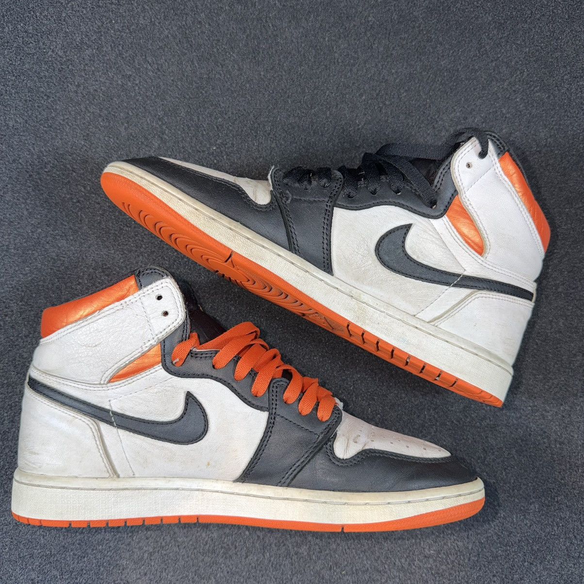 Jordan Brand Nike Air Jordan 1 Retro High OG Electro Orange 555088-180 Size US 9.5 / EU 42-43 - 2 Thumbnail