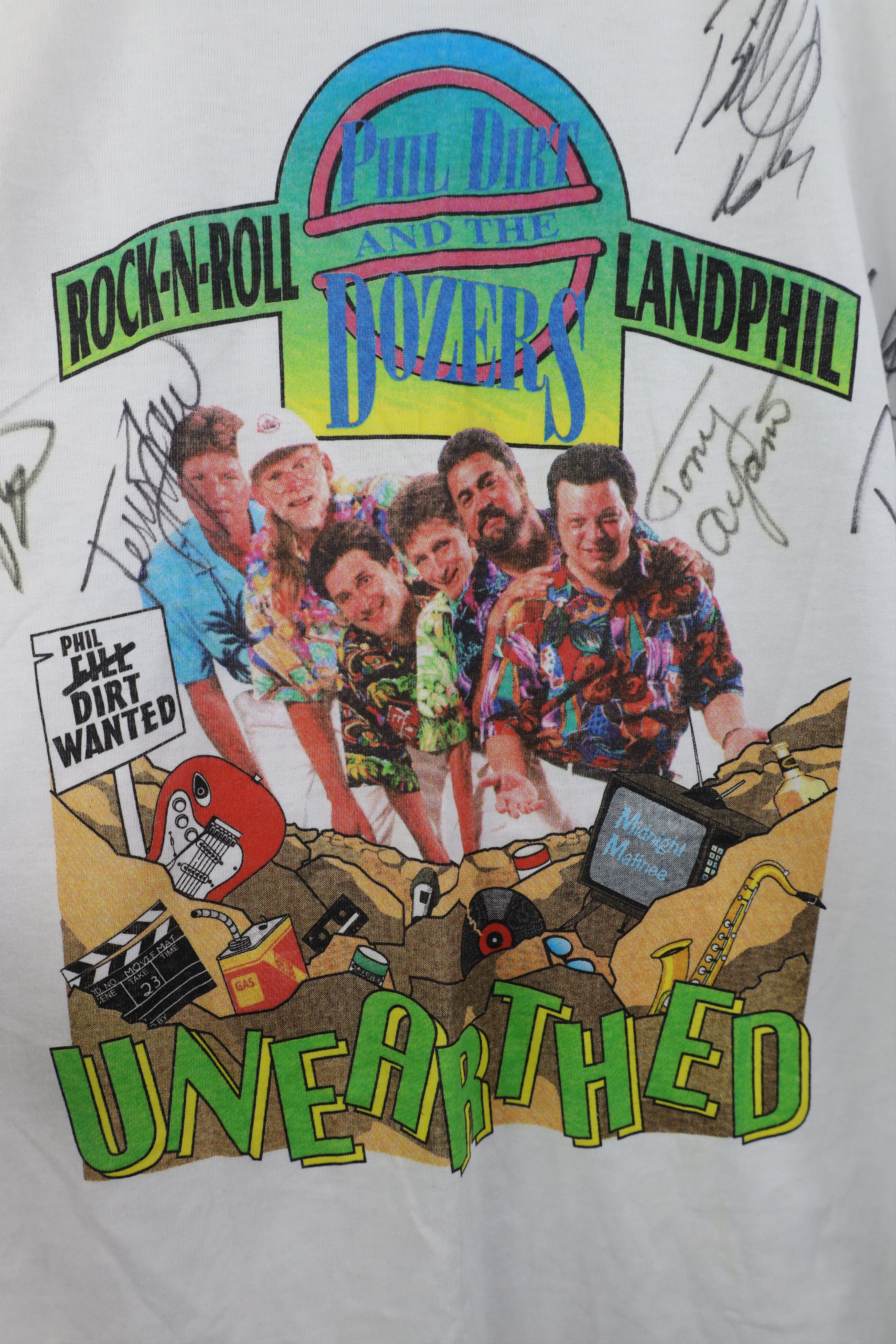 Vintage Vintage 90s Autographed Phil Dirt and the Unearthed T-Shirt Size US XXL / EU 58 / 5 - 4 Thumbnail