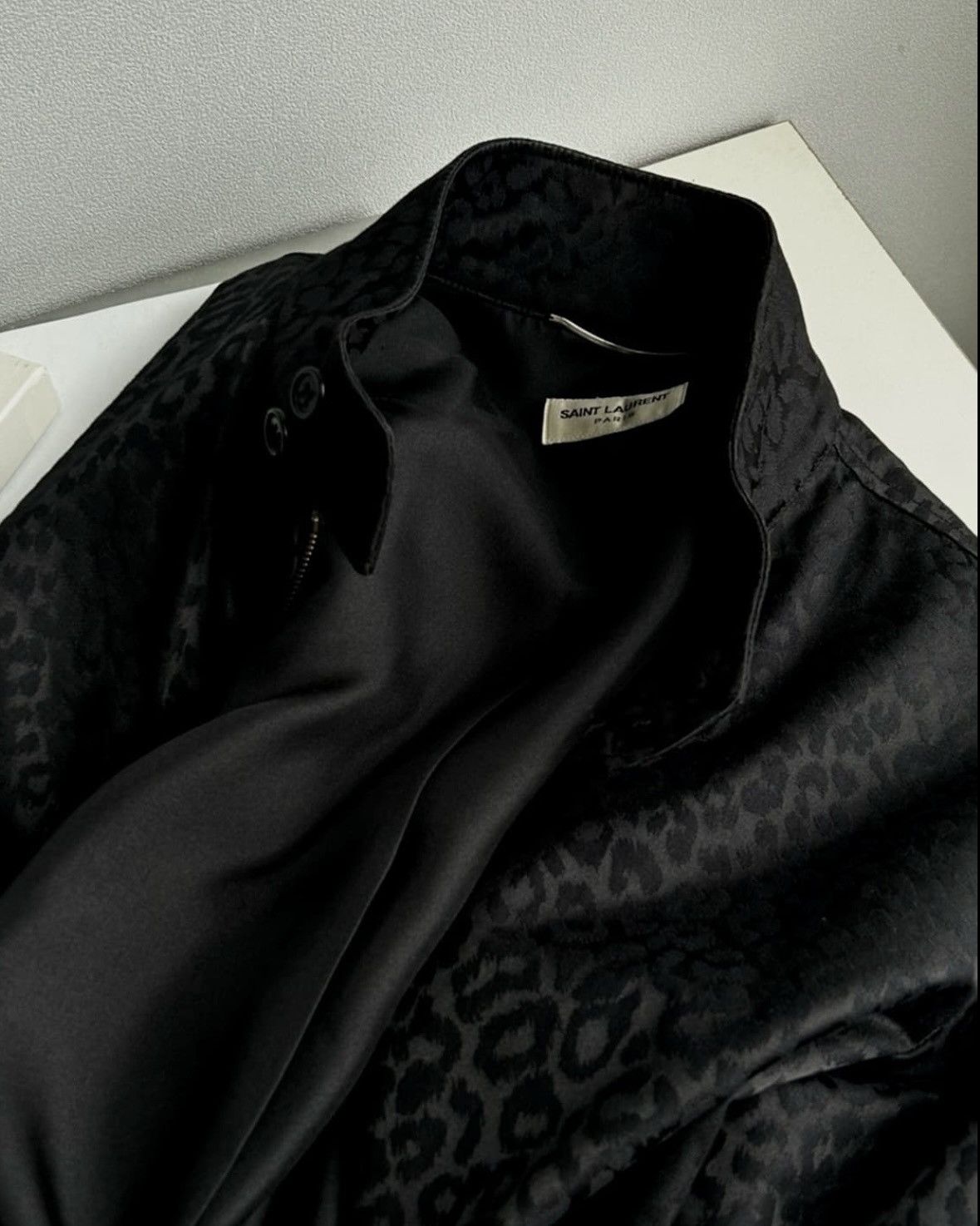 Saint Laurent Paris Saint Laurent Leopard Silk Jacket Size US S / EU 44-46 / 1 - 2 Thumbnail