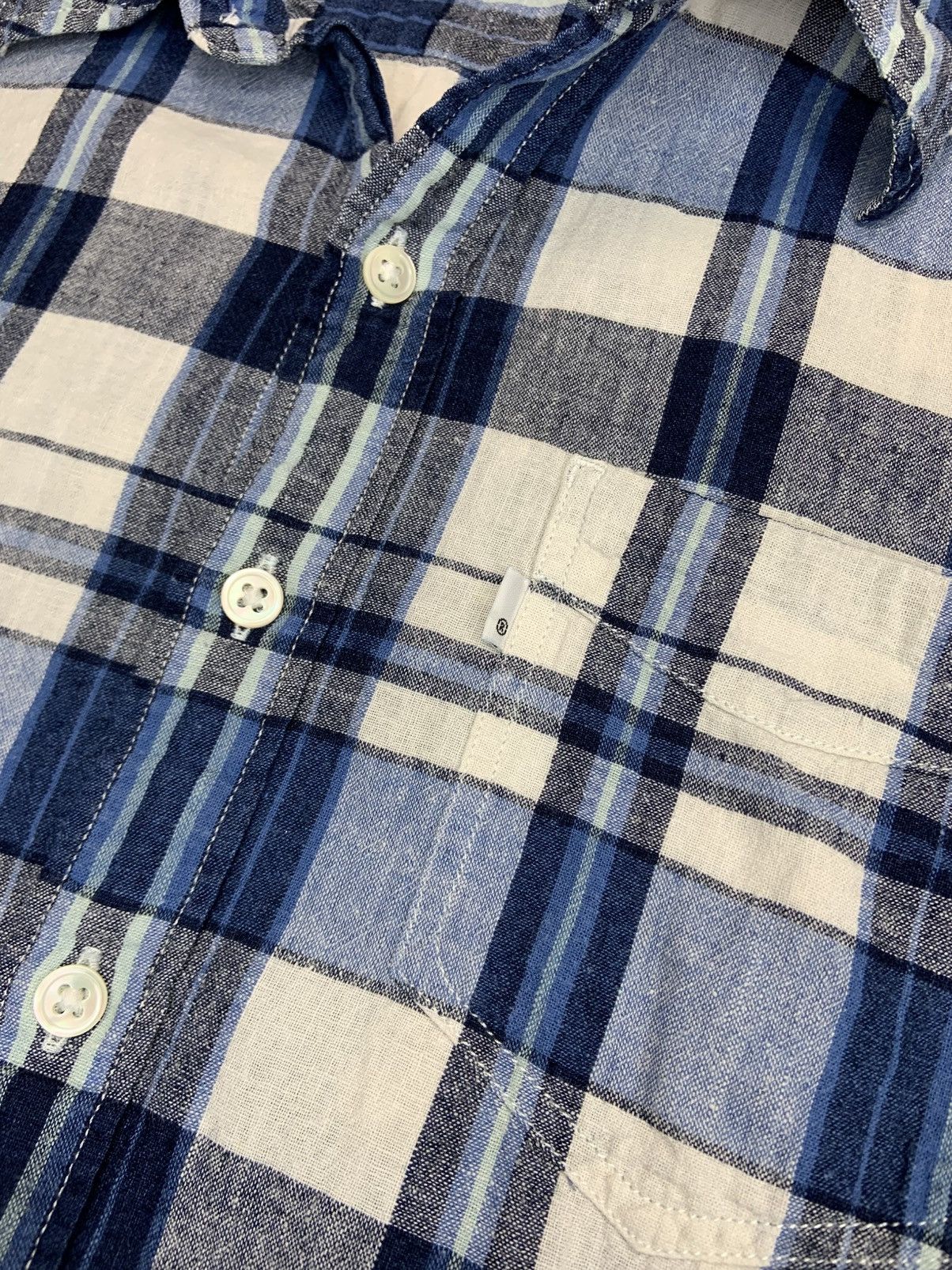 Levi's Levi’s Men Blue White Black Plaid Shirt Size Small Size US S / EU 44-46 / 1 - 3 Thumbnail