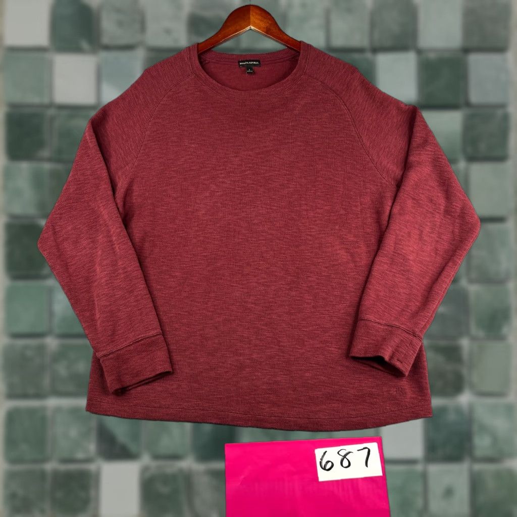 Banana Republic Banana Republic Sweatshirt Crew Neck Mens Large Red Heather Casual Knit Pullover Long Sleeve All Seasons Winter Fall Spring Walking Regular Size US L / EU 52-54 / 3 - 1 Thumbnail