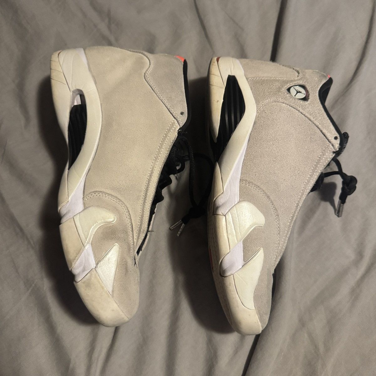 Jordan Brand Mens jordan 14 retro desert sand sneakers streetwear Size US 10 / EU 43 - 4 Thumbnail