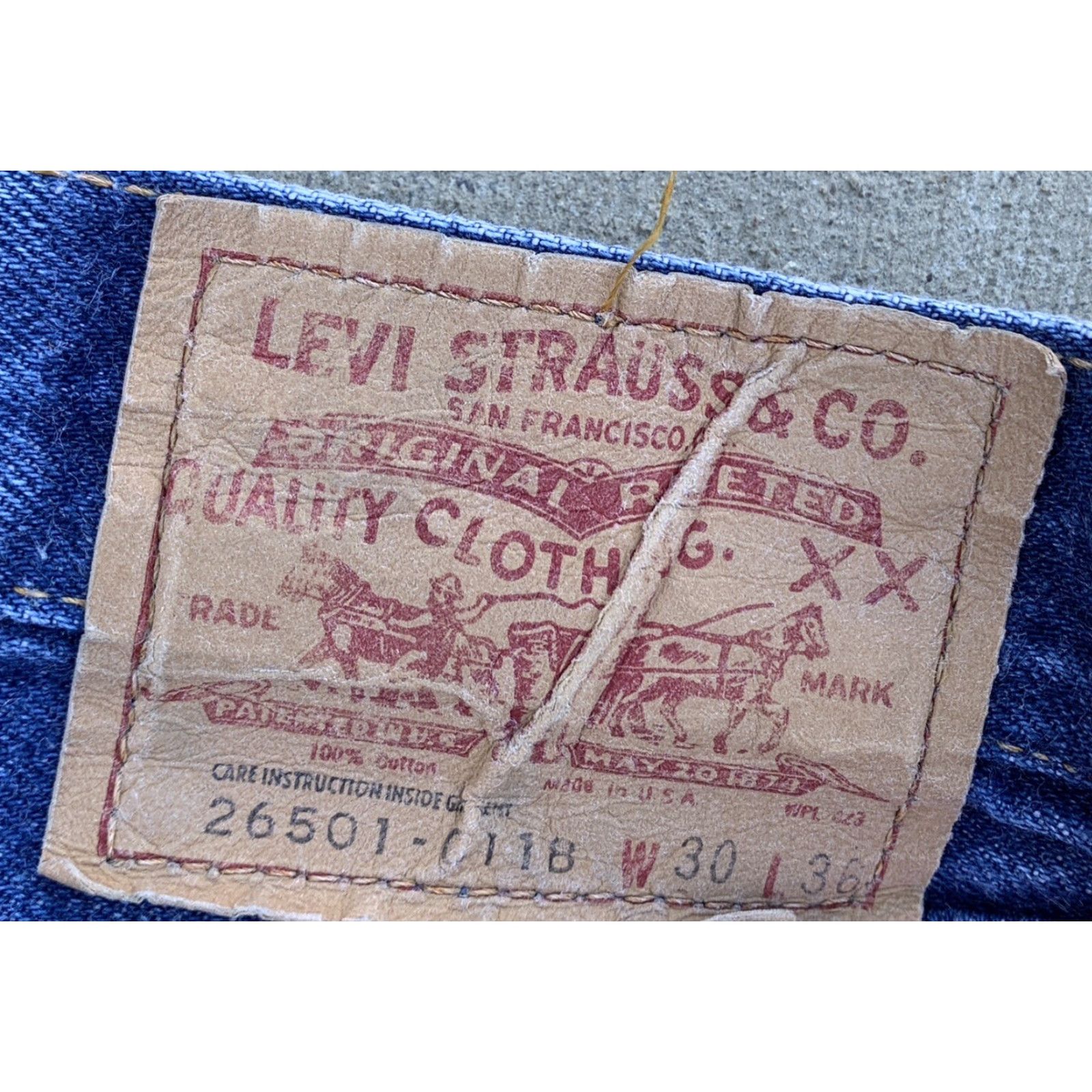 Levi's VINTAGE Levi’s 501 Jeans Women's Juniors 501 Blue Denim 26x32 30 36 7 M Made in USA Jeans Mens? Size 28" / US 6 / IT 42 - 5 Thumbnail