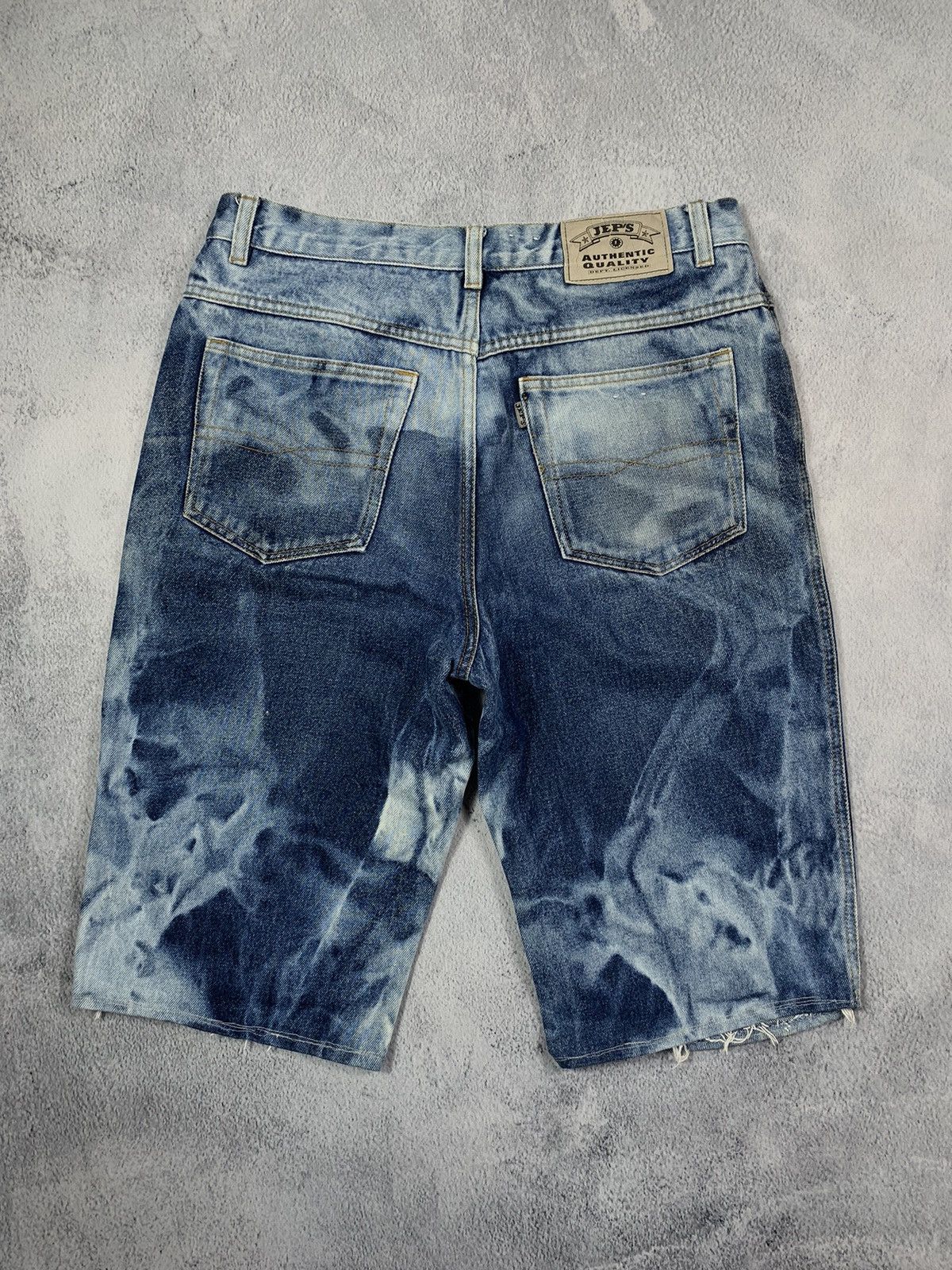Vintage Vintage Y2K Tie Dye denim long shorts streetwear size 33 Size US 33 - 1 Thumbnail