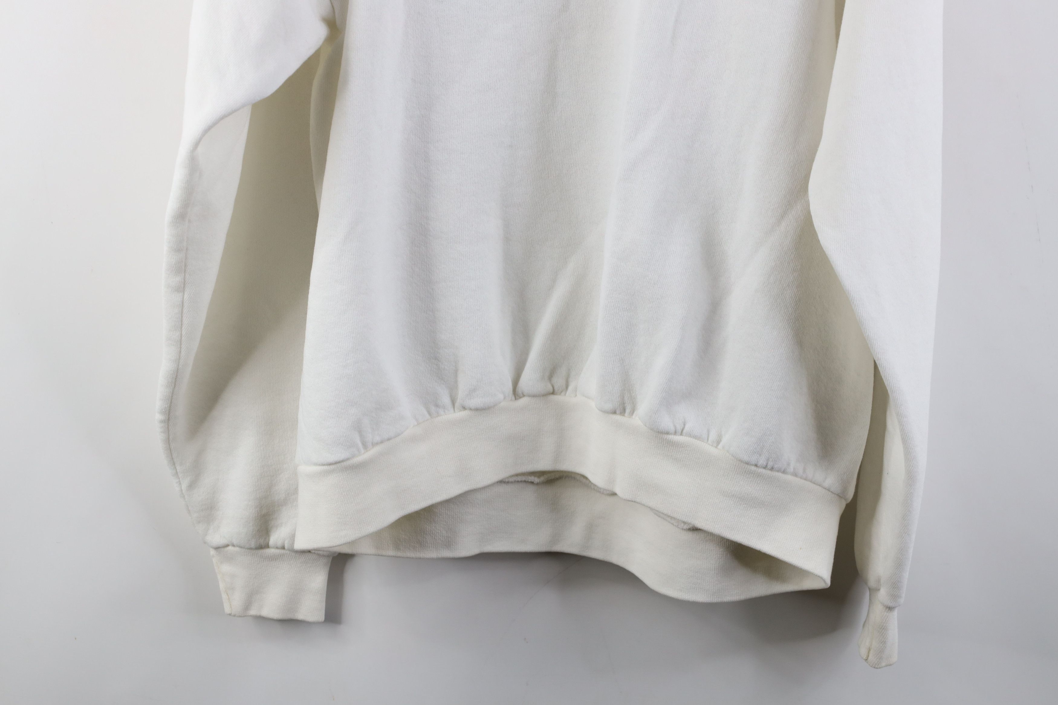 Vintage Vintage 90s Glenrock Wyoming Crewneck Sweatshirt White USA Size US L / EU 52-54 / 3 - 14 Thumbnail