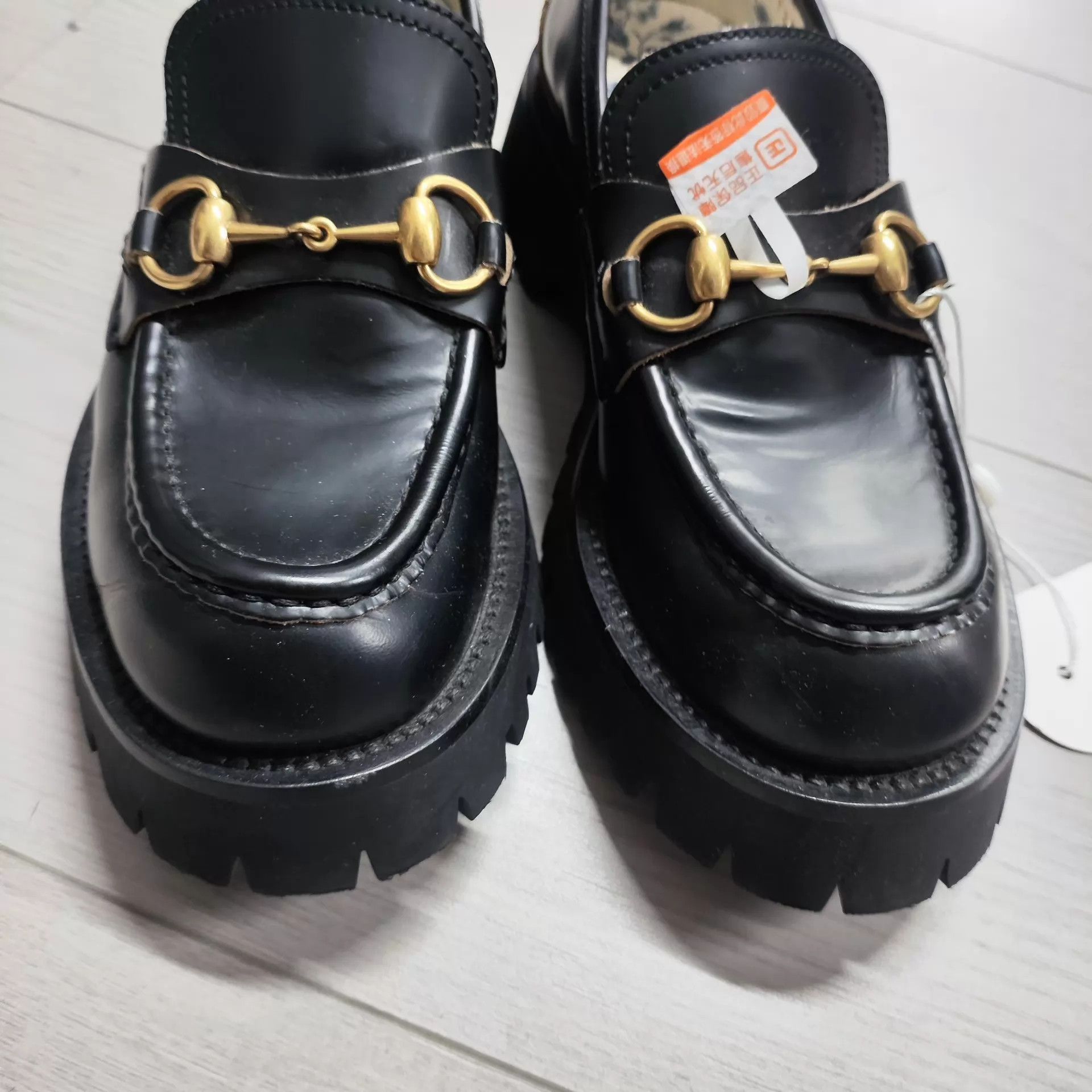 Gucci Gucci Leather Bee Horsebit Low Heel Shoes 37 Size US 6.5 / IT 36.5 - 2 Thumbnail