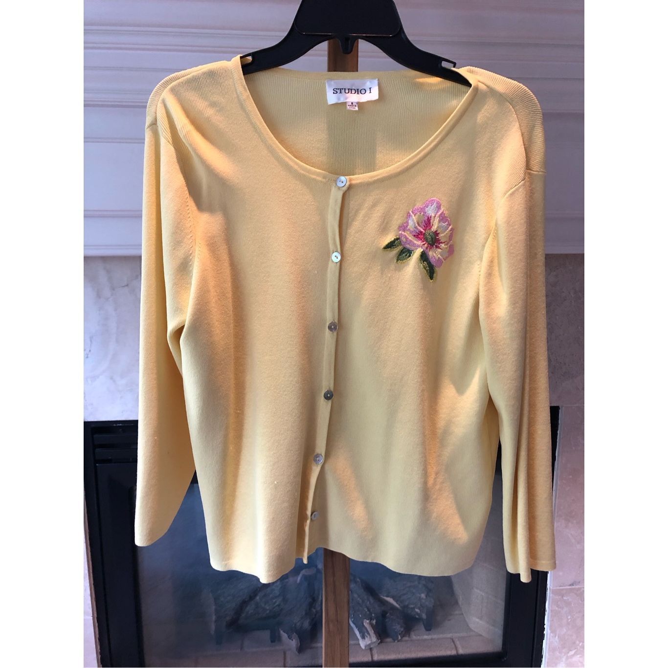 Other Studio 1 Women’s Yellow Button Up Cardigan Sweater with Embr Size M / US 6-8 / IT 42-44 - 1 Thumbnail