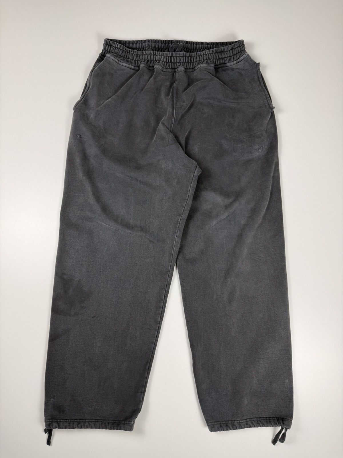Stussy Stussy Faded Logo SweatPants Size US 38 / EU 54 - 1 Thumbnail