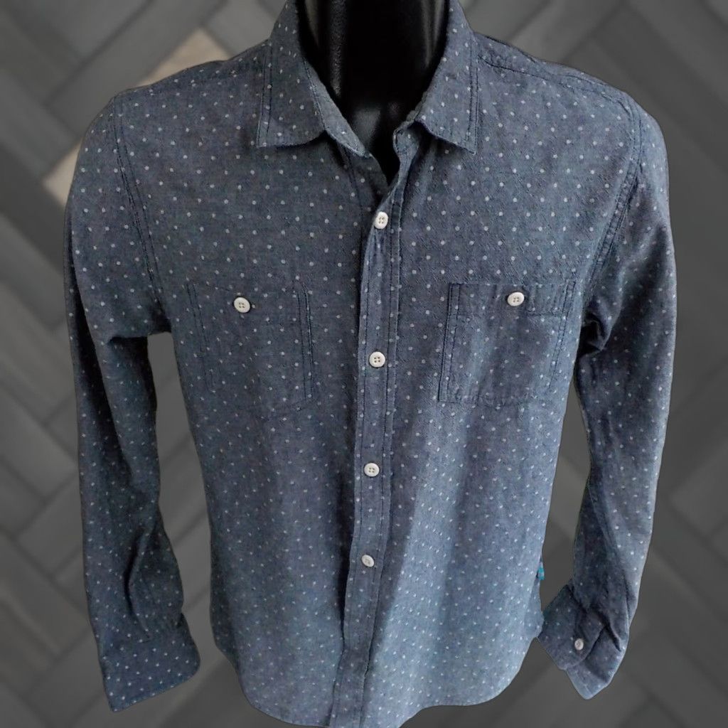 Vintage MODERN AMUSEMENT LS Denim Shirt Blue SZ M Cotton Button-Up Shirts 2 Buttoned Chest Pockets Mens Size US M / EU 48-50 / 2 - 1 Thumbnail