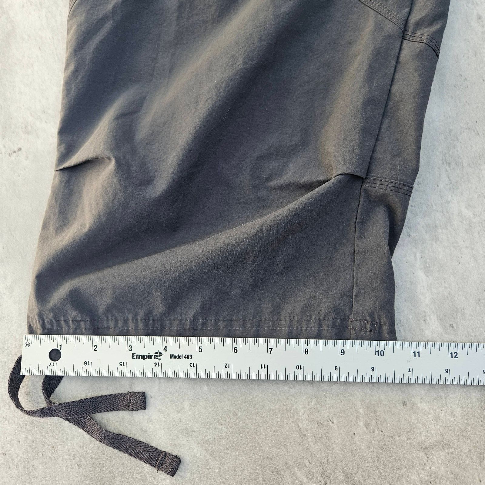 Nike Vintage Nike Track Pants Y2K Capri Size Large Grey Size US 36 / EU 52 - 7 Thumbnail
