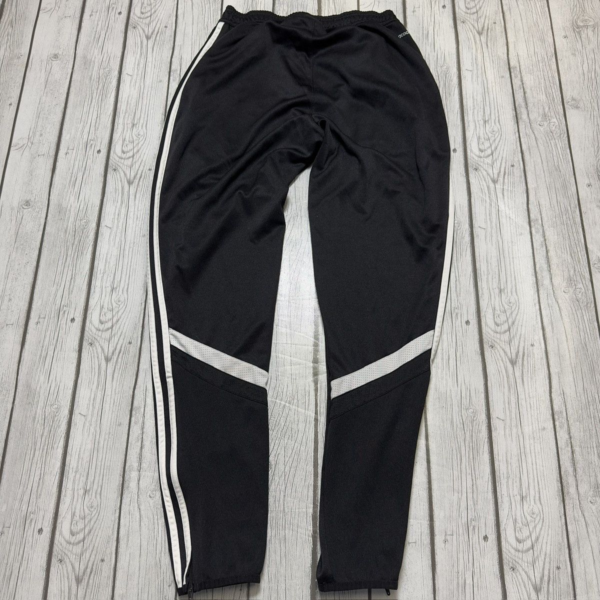 Adidas Adidas pants Size US 32 / EU 48 - 2 Thumbnail