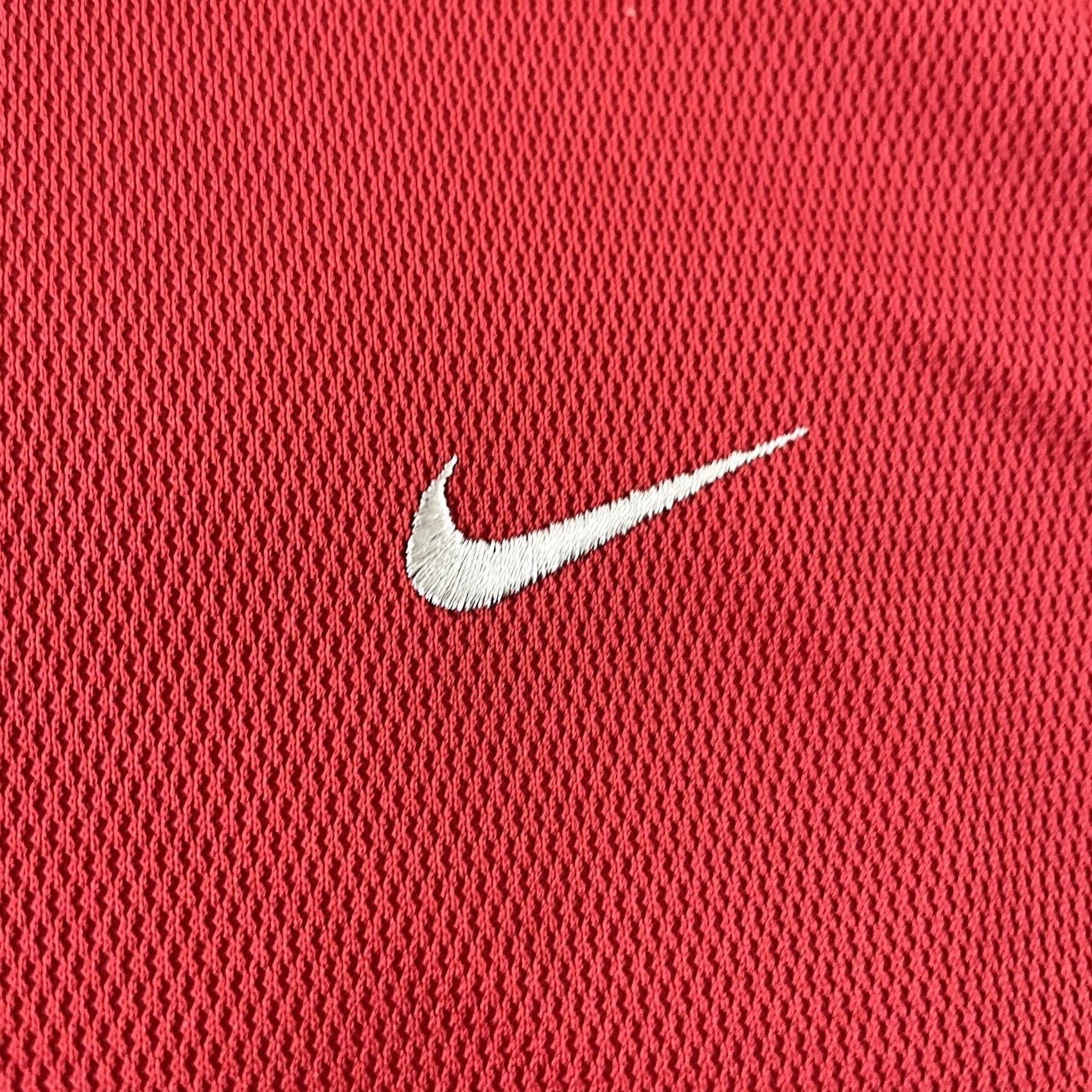 Nike VINTAGE Nike Essential Check Tank Shirt XL Red Men Athletic Sleeveless Shirt Size US XL / EU 56 / 4 - 2 Thumbnail