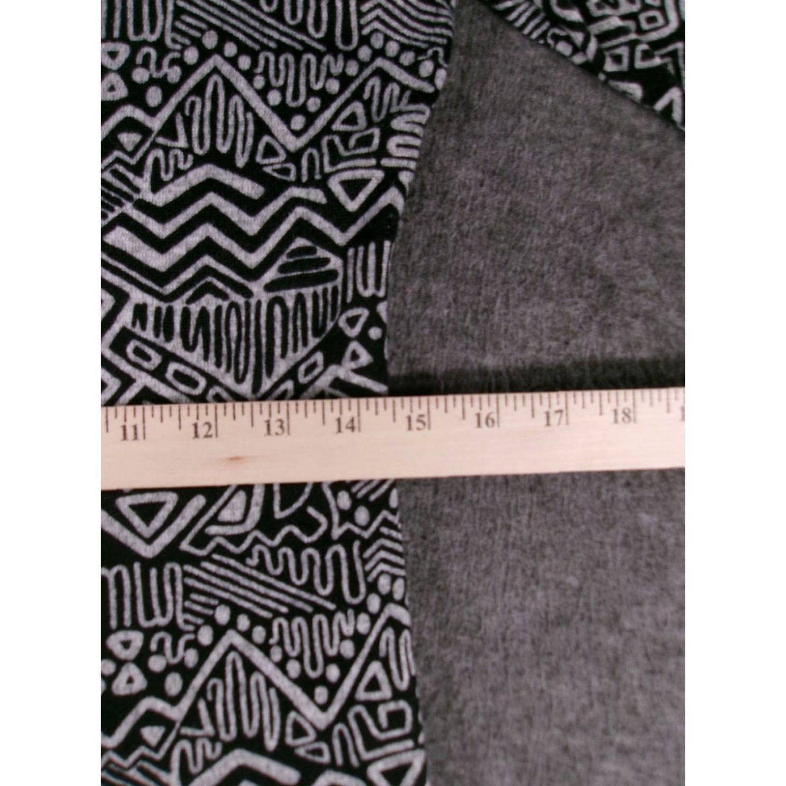 Vintage UltraFlirt Black Geometric Tribal Midi Dress Womens L Scoop Neck 3/4 Sleeve Stretch Bodycon Casual Vintage No (adjusted to rules) Size L / US 10 / IT 46 - 4 Thumbnail