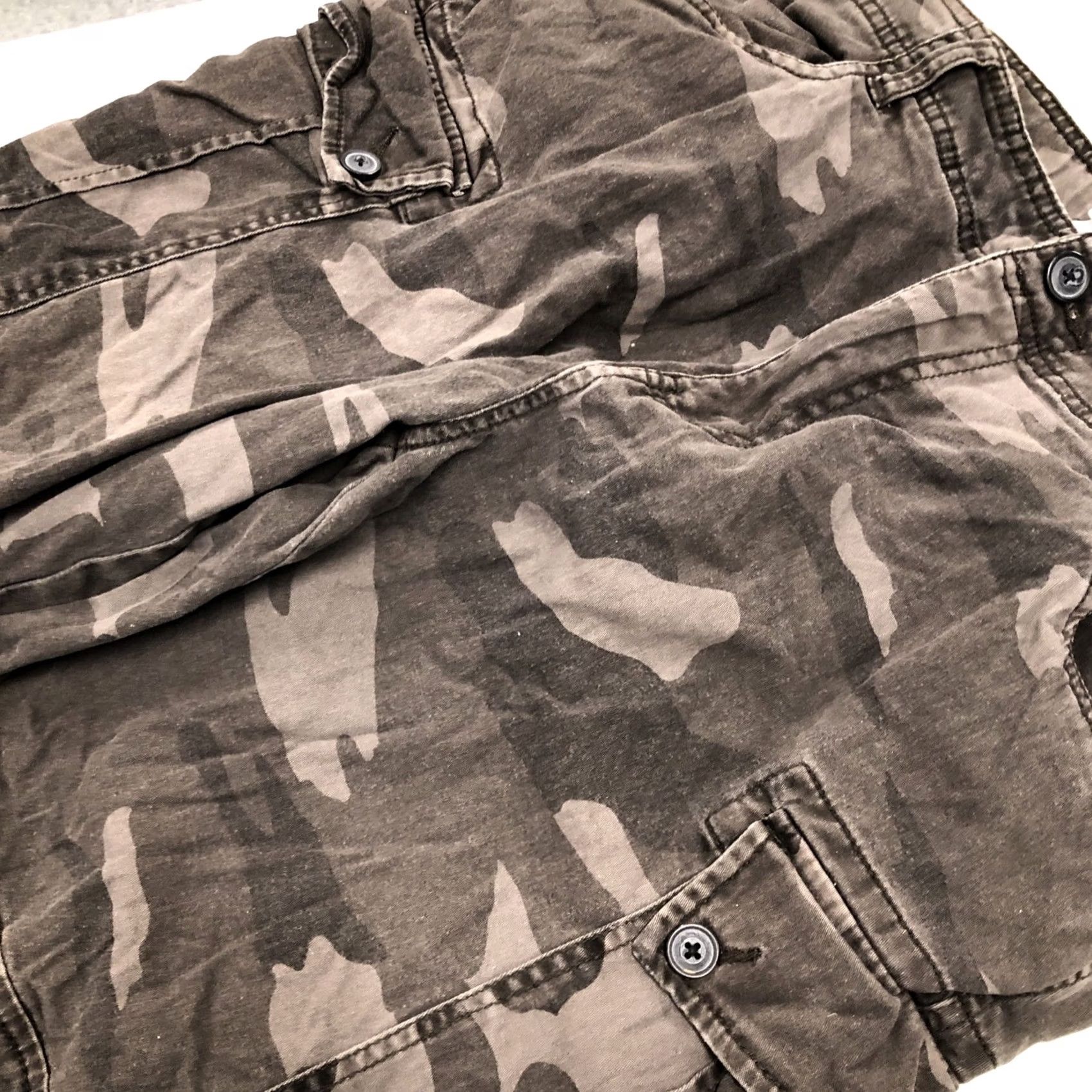 Vintage PLUGG JEANS CO. MENS GREEN CAMO CARGO Pants Size 36x29 Tapered Elastic Hem Size US 36 / EU 52 - 5 Thumbnail