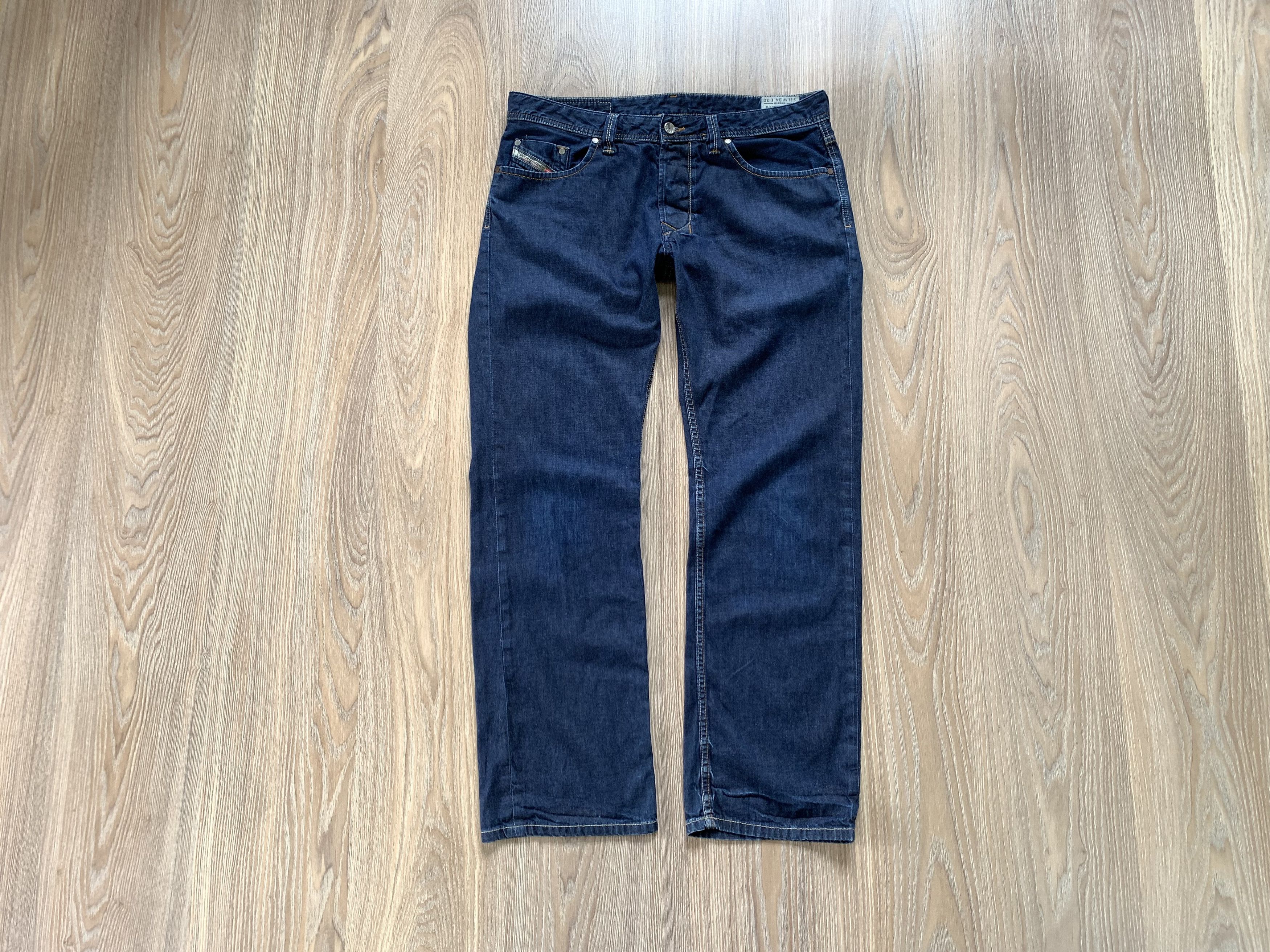 Diesel × Vintage Vintage Diesel Larkee Regular Straight Jeans Size US 34 / EU 50 - 1 Thumbnail
