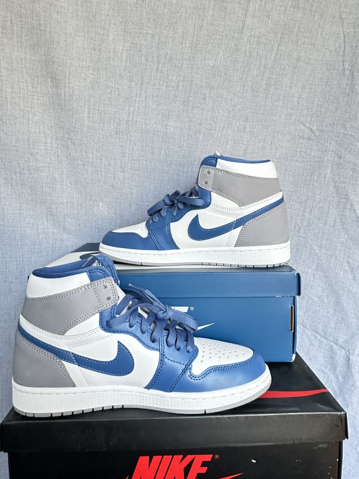 Jordan Brand Air Jordan 1 Retro High “True Blue” Size US 8.5 / EU 41-42 - 2 Thumbnail