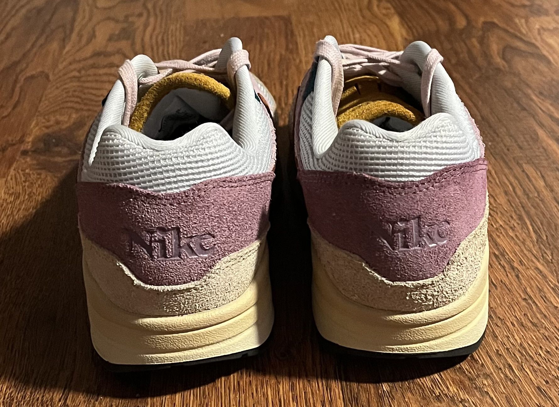 Nike Nike Air Max 1 Tan Lines Size US 10 / IT 40 - 3 Thumbnail