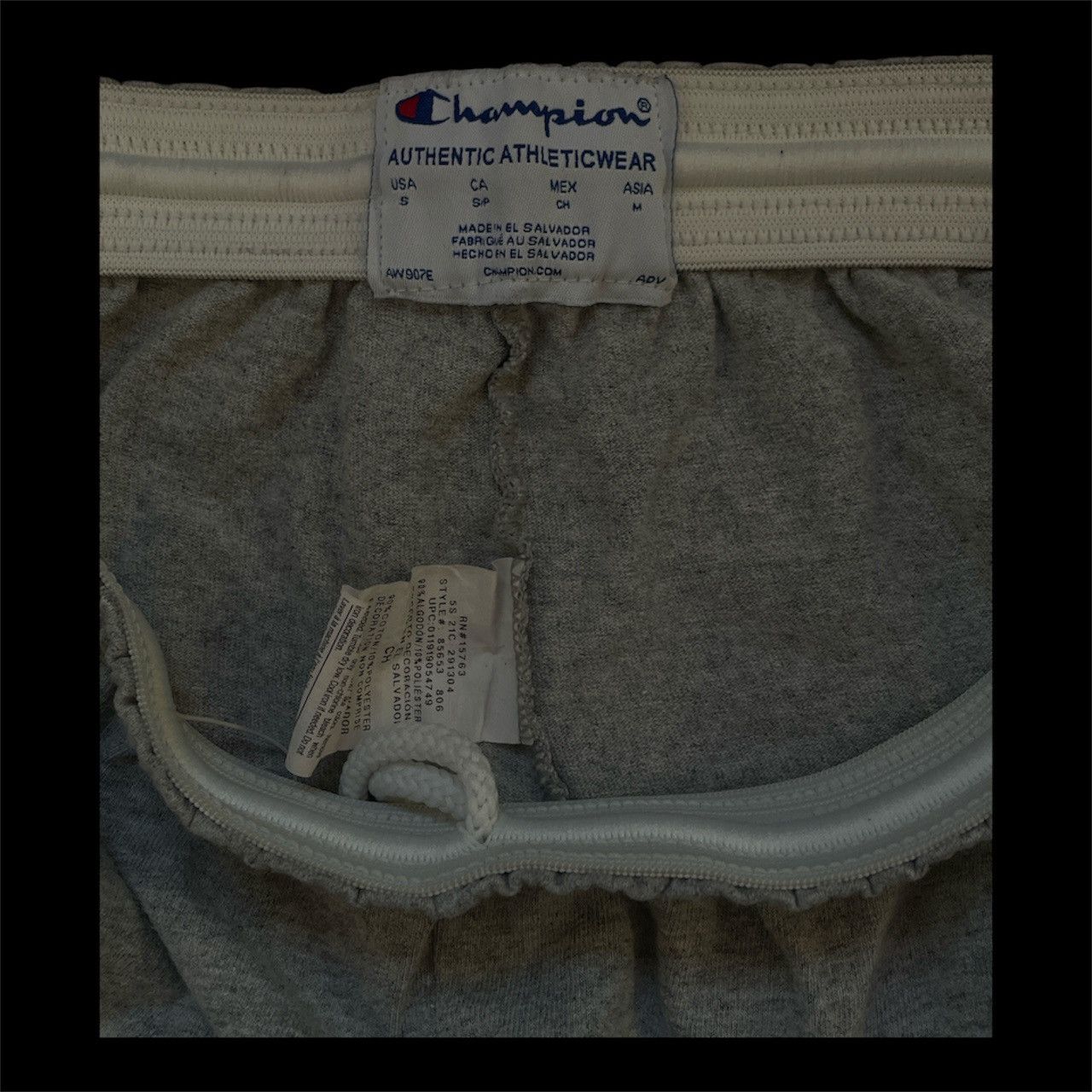 Champion Champion Shorts 24-34 Size US 30 / EU 46 - 3 Thumbnail